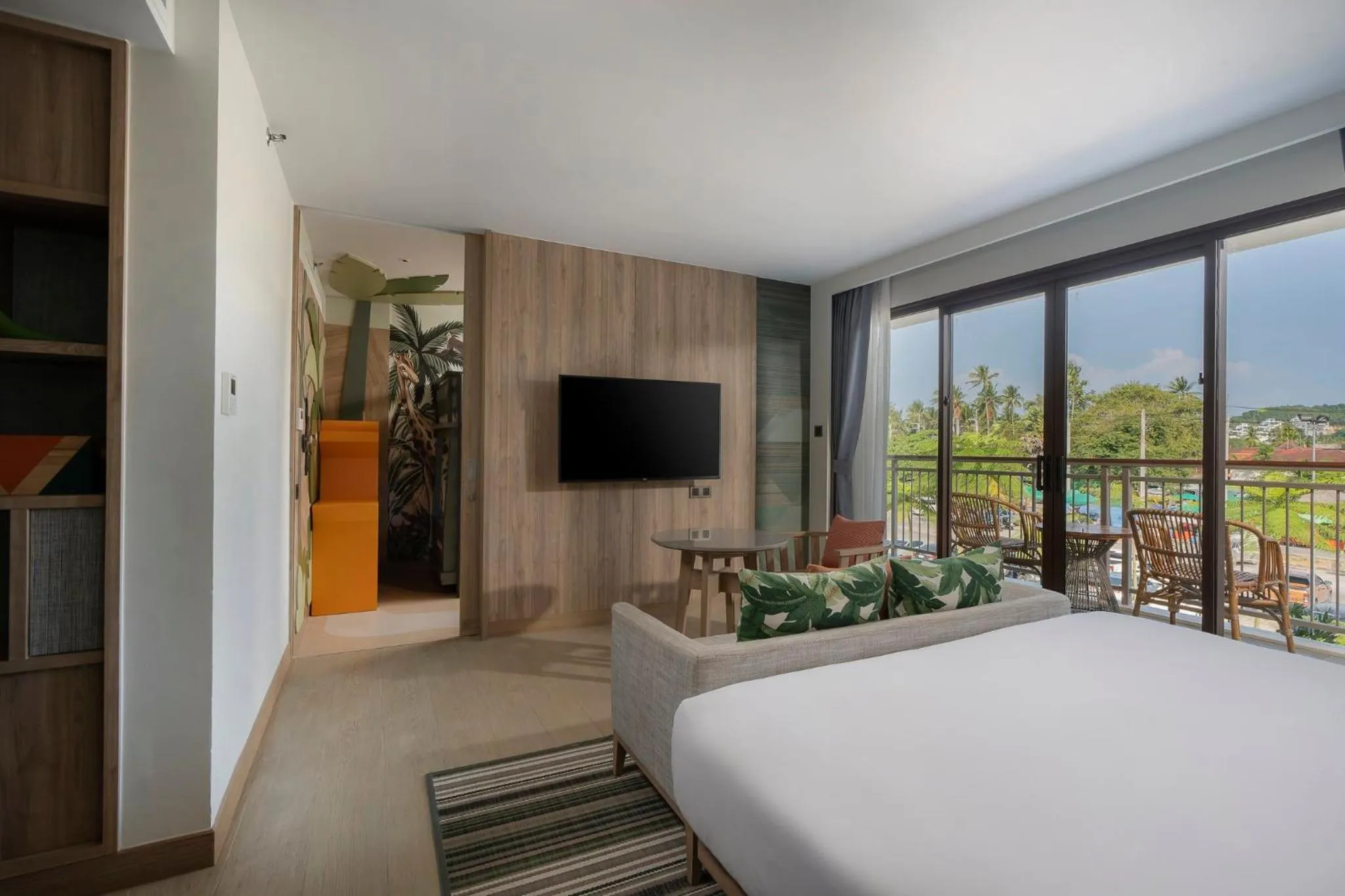 Photo of the whole room, Bed in Holiday Inn Resort Samui Bophut Beach, an IHG Hotel