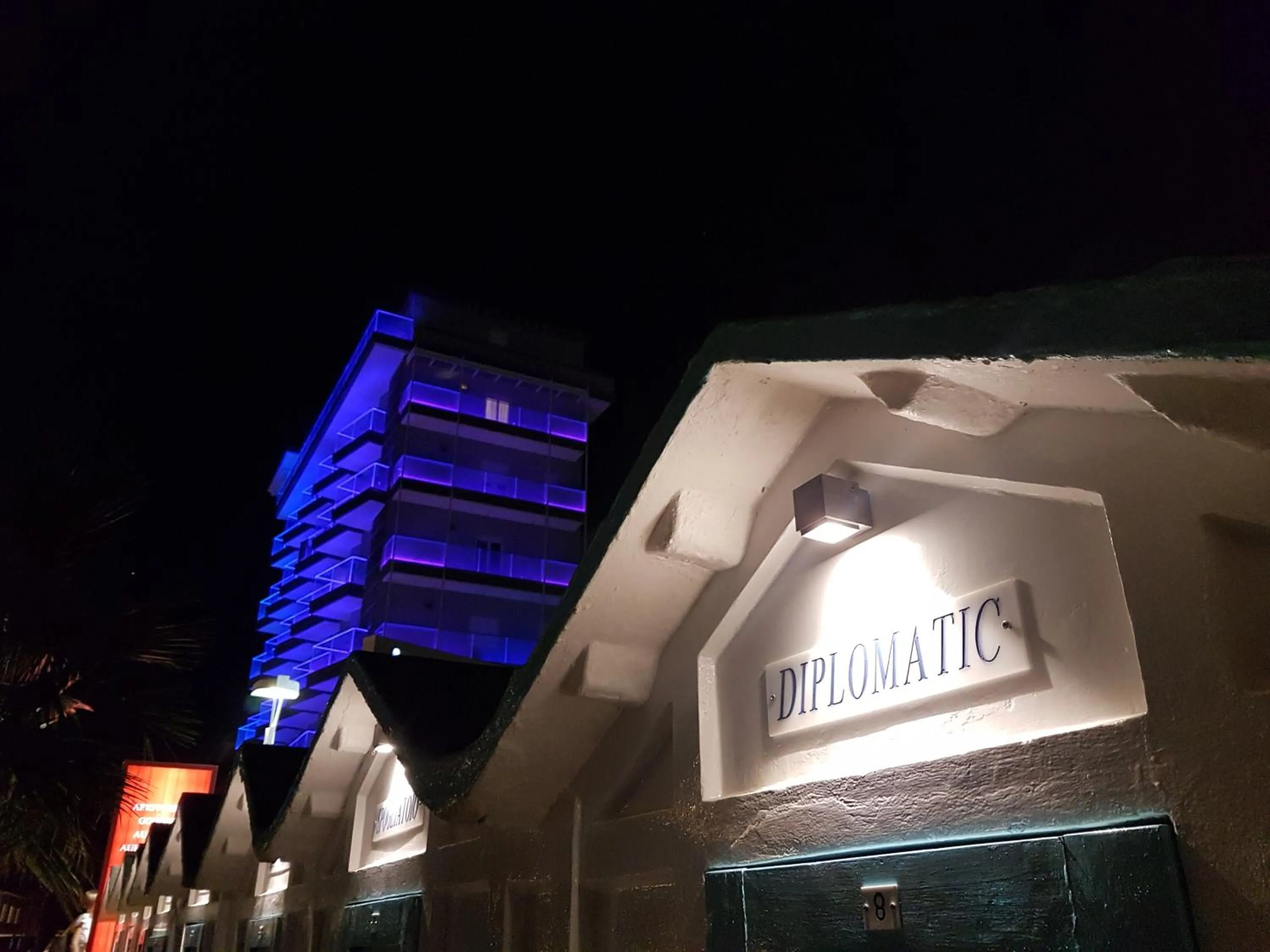Hotel Diplomatic
