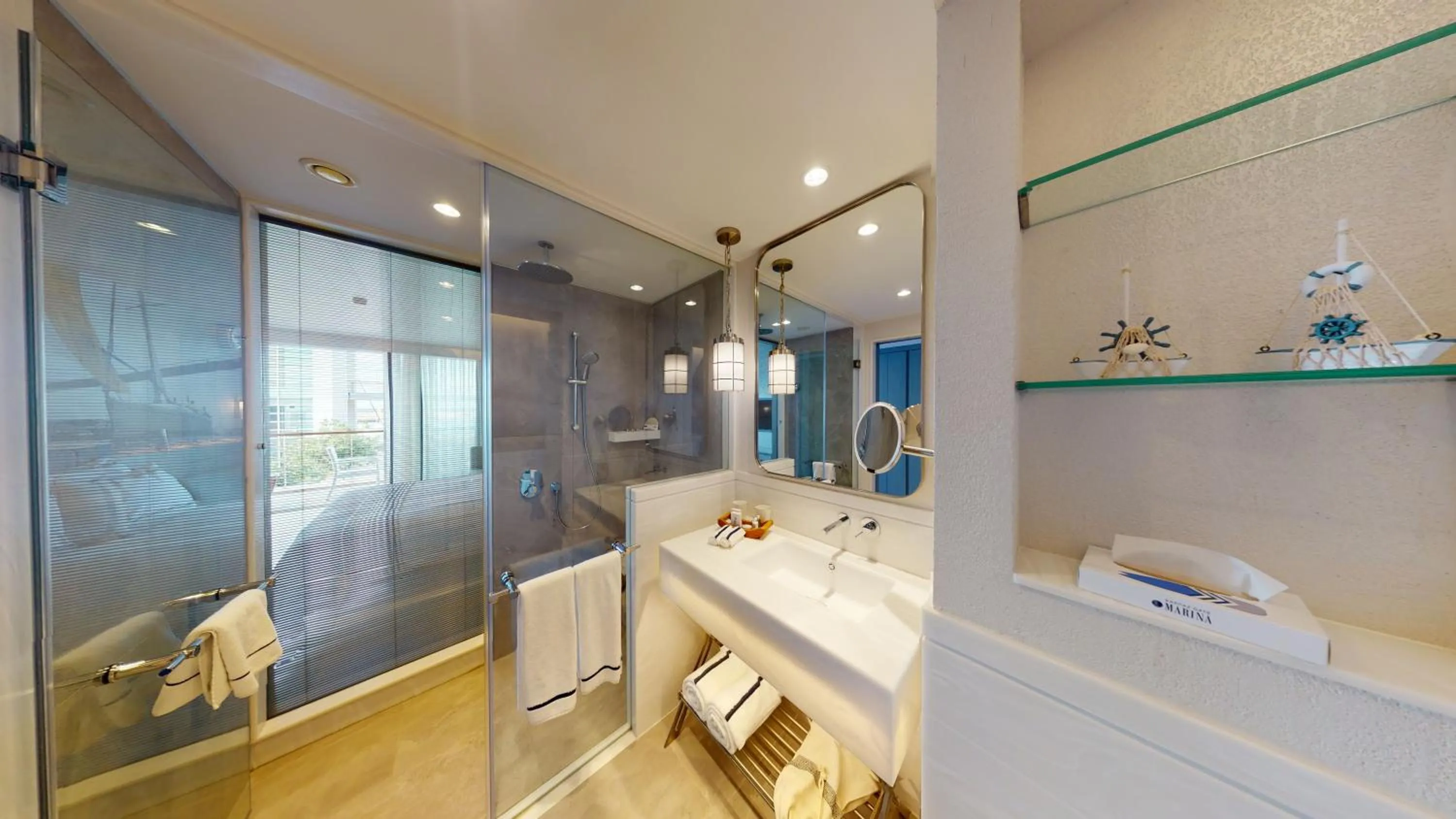 Shower in Karpaz Gate Marina Hotel