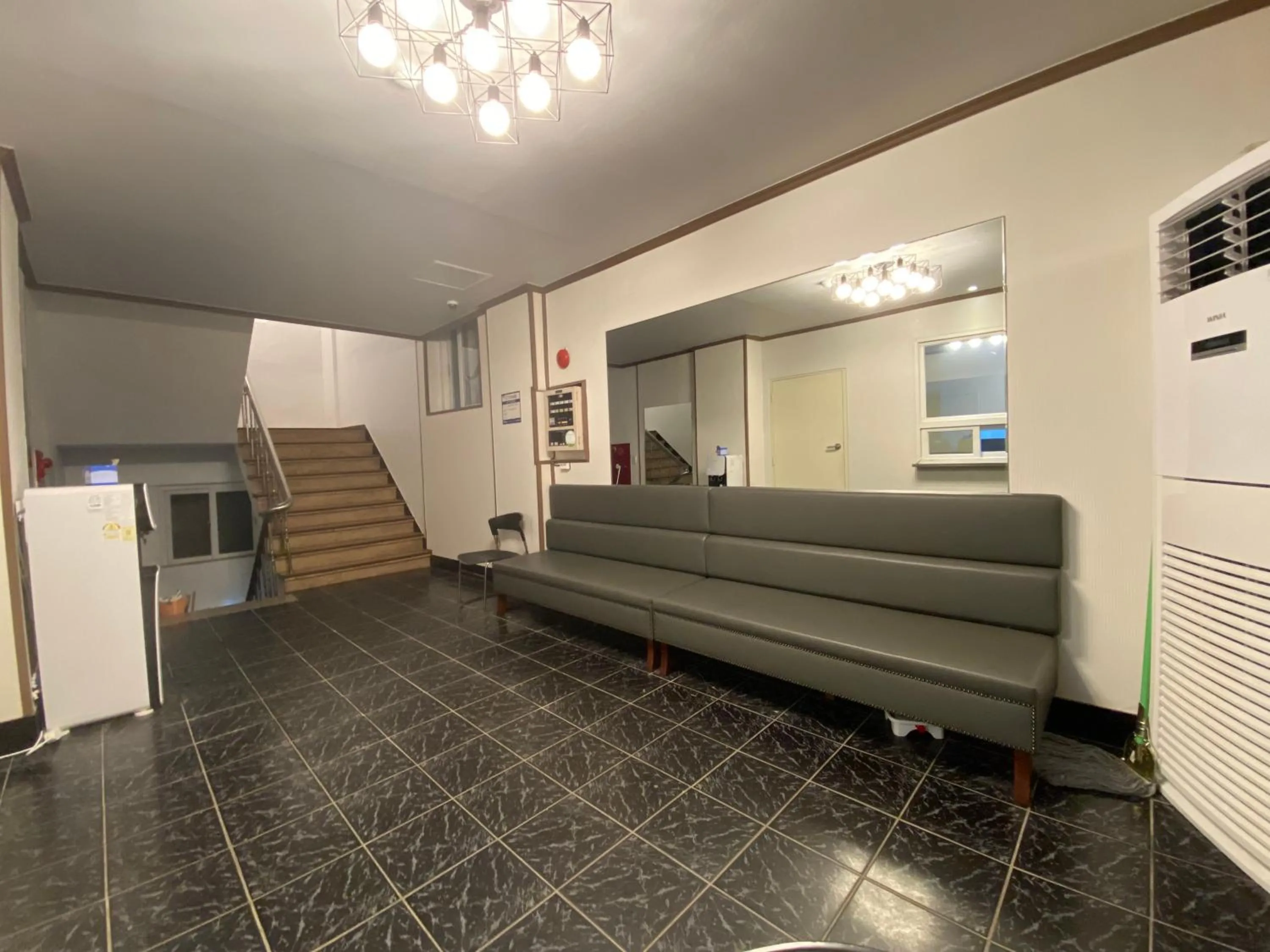 Bricks Stay Jeju City & Aiport