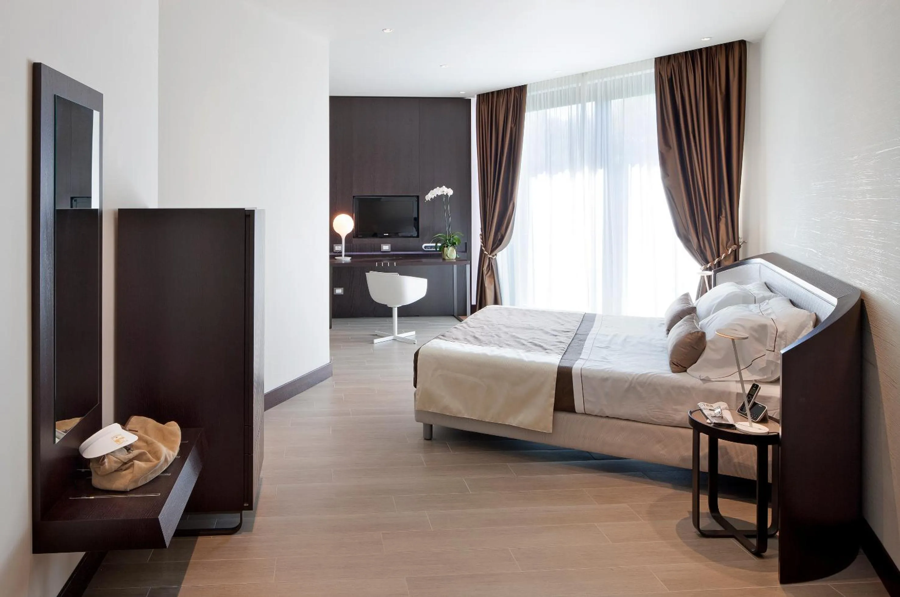 Bed in Isola di Albarella Golf Hotel