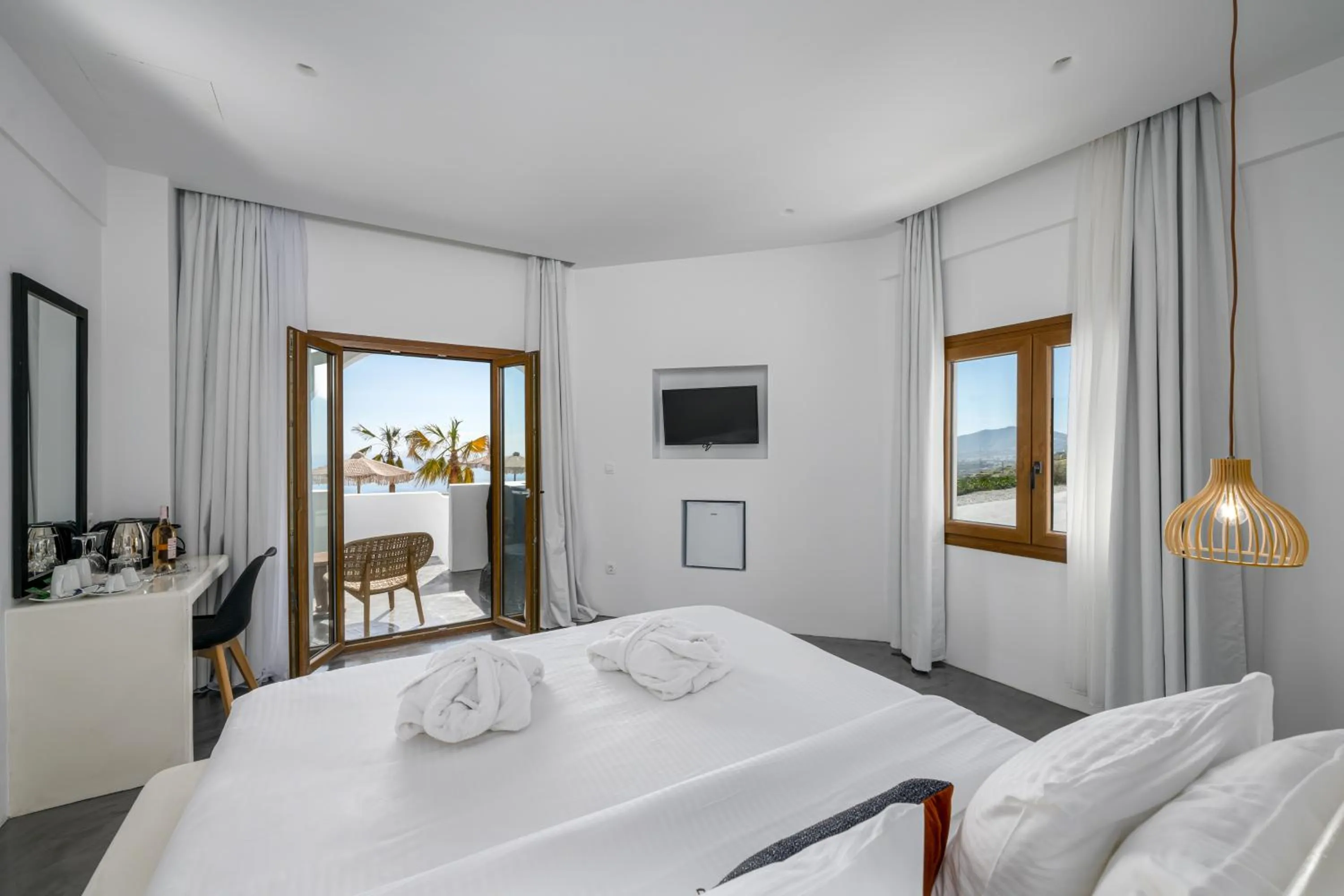 Bed in Leon Luxury Suites