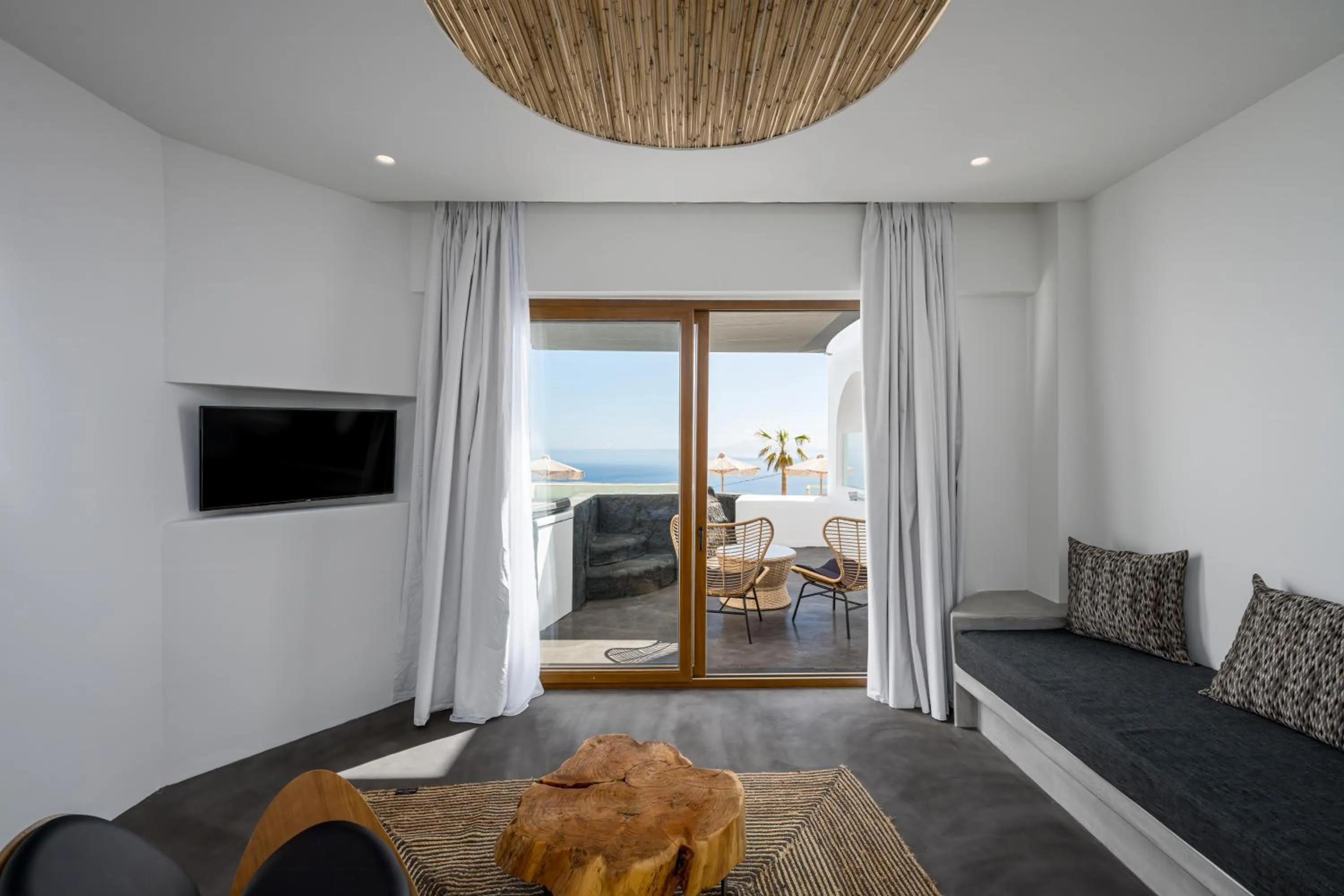 Natural landscape in Leon Luxury Suites