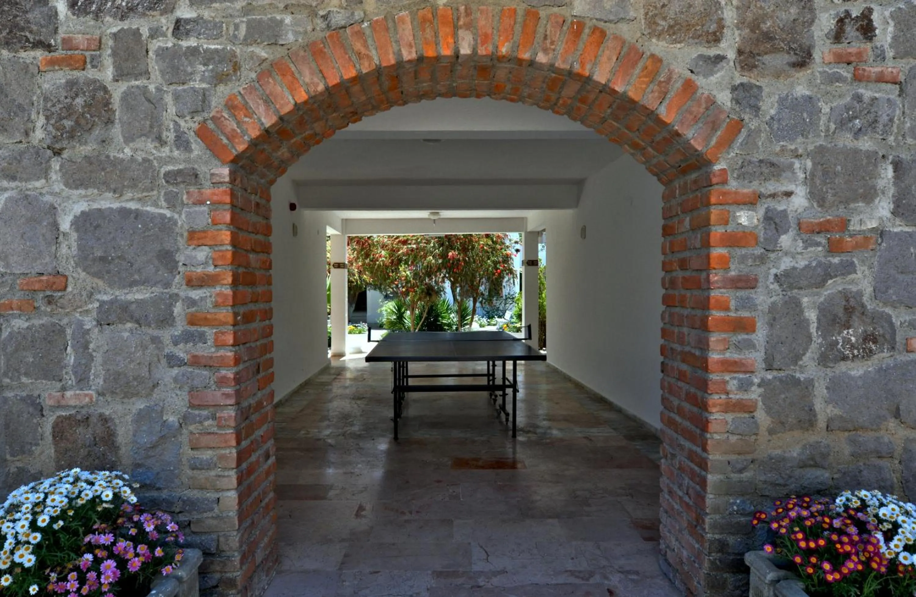 Property building in Hotel Atrium