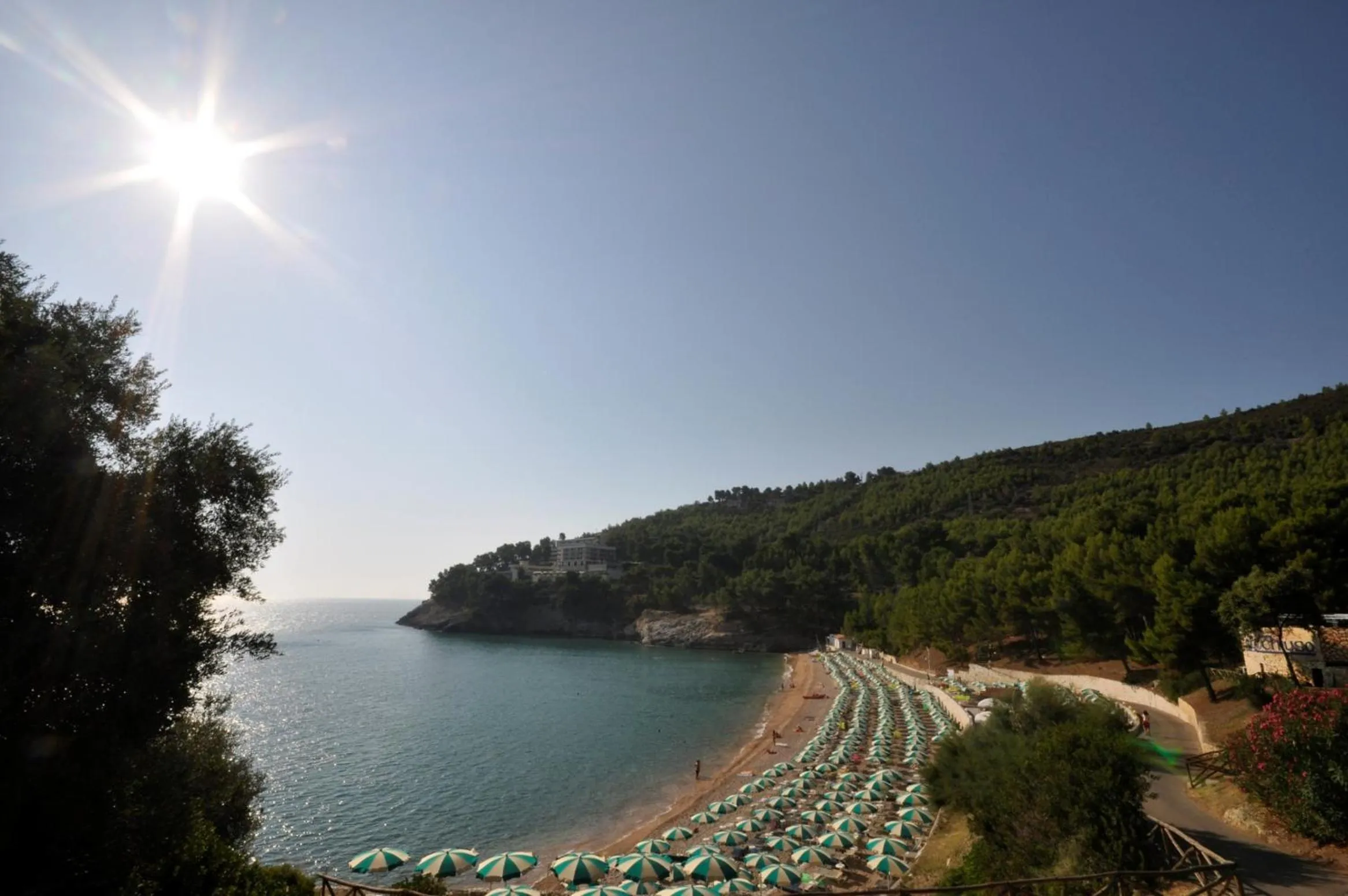 Beach in Pugnochiuso Resort Hotel del Faro