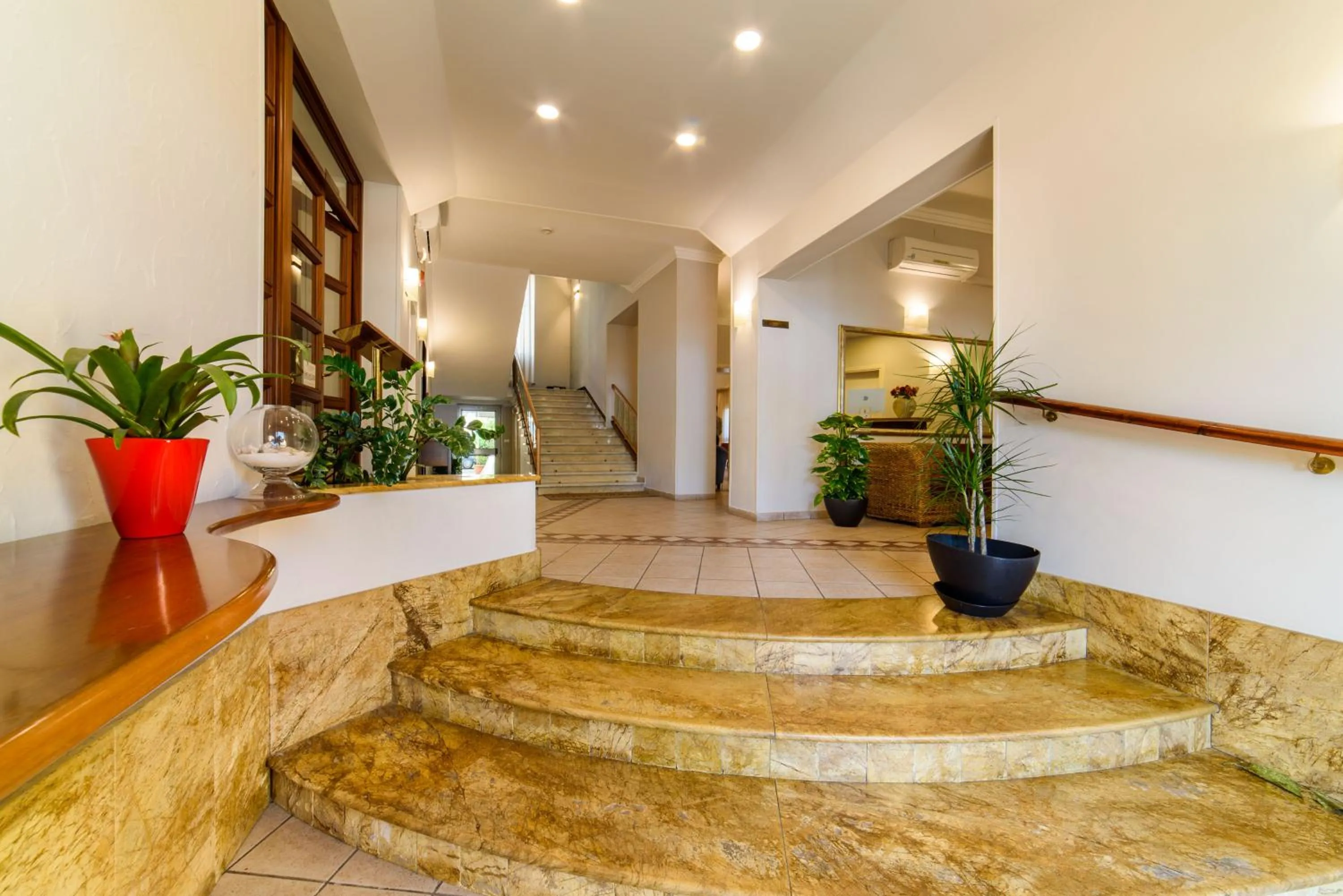 Lobby or reception in Hotel Tirreno