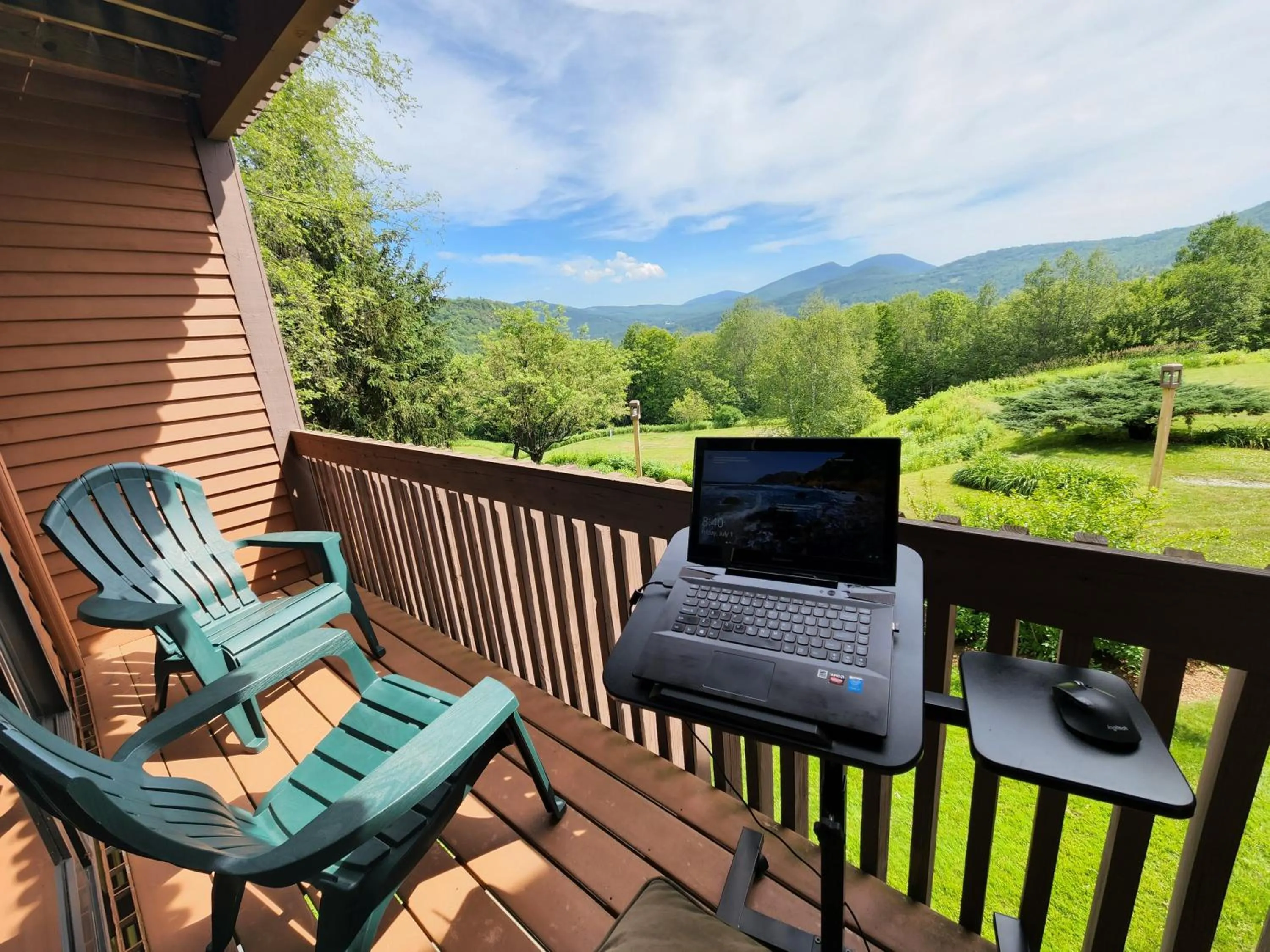 Balcony/Terrace in White Mountains Getaway with amazing views!