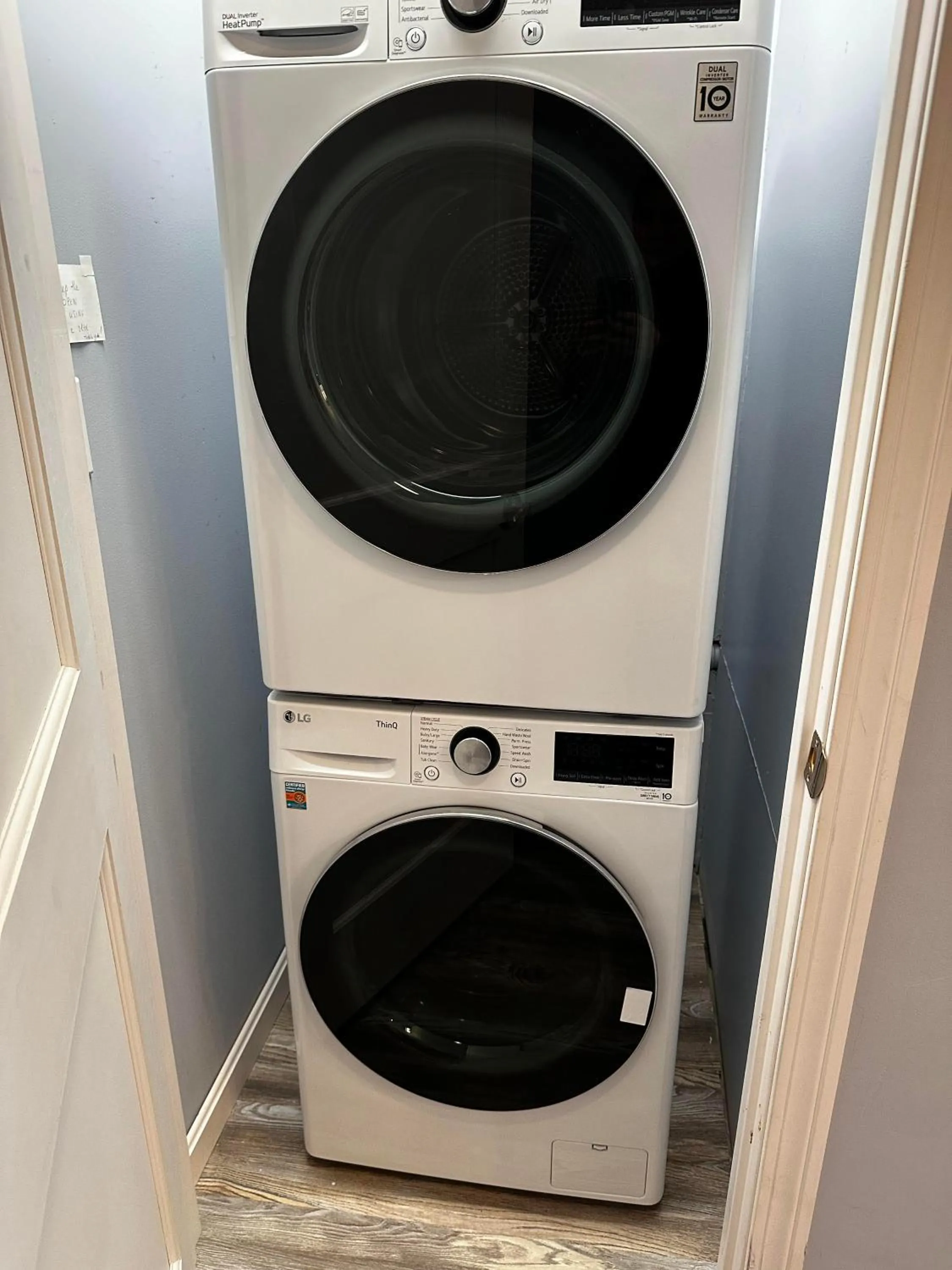 washing machine in White Mountains Getaway with amazing views!