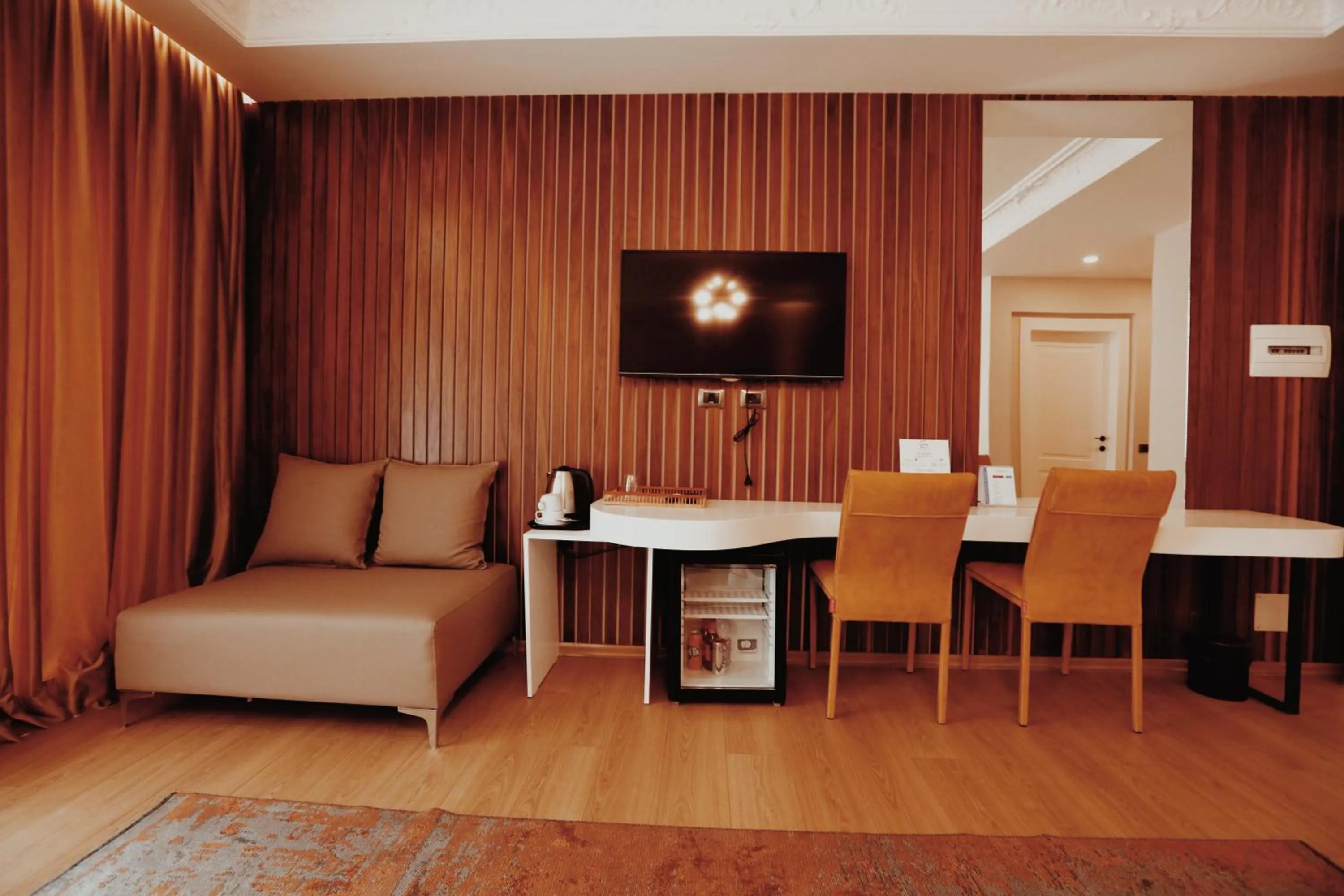 TV and multimedia in Grand Mirage