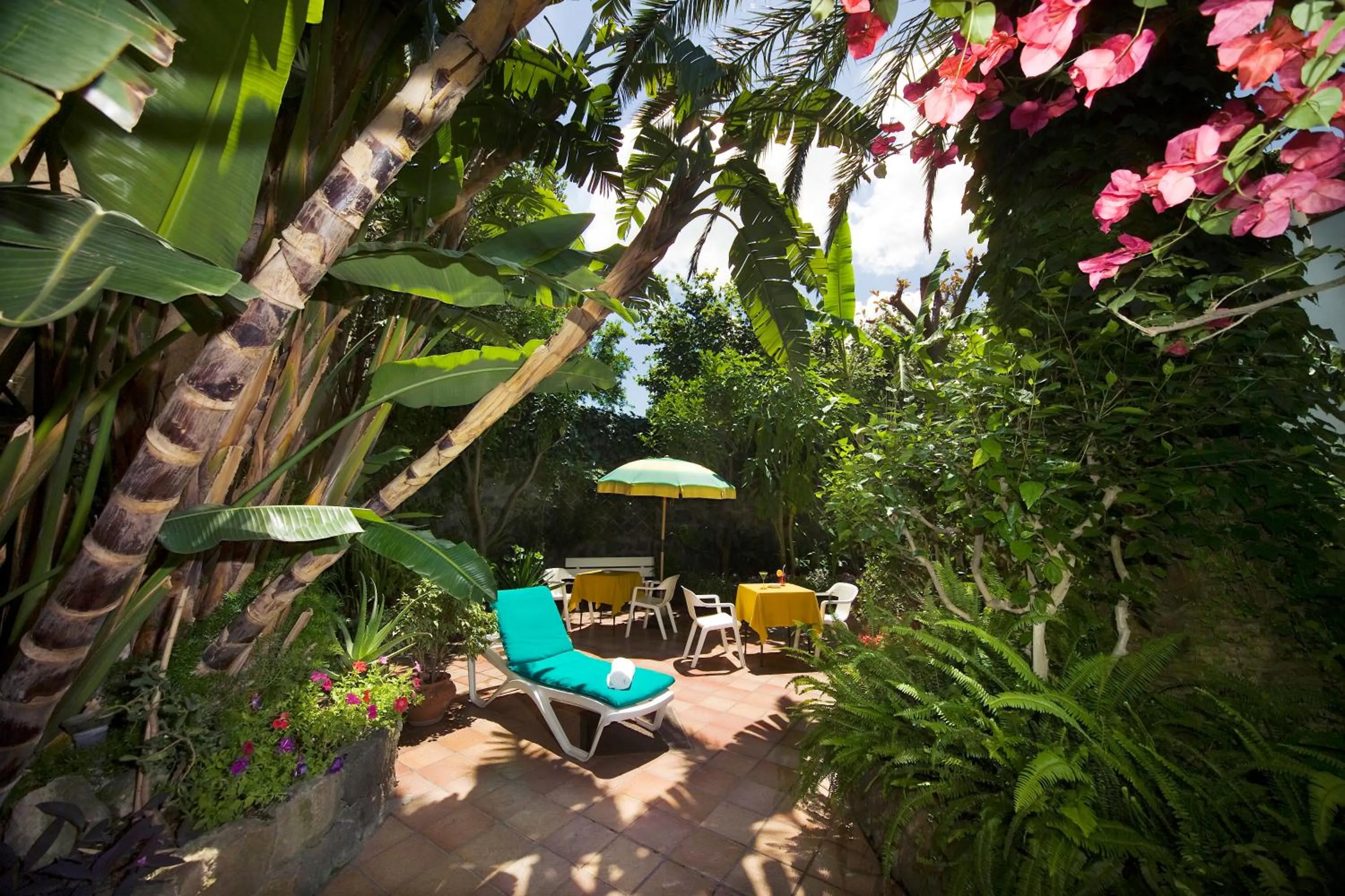 Patio in Hotel Villa Angelica