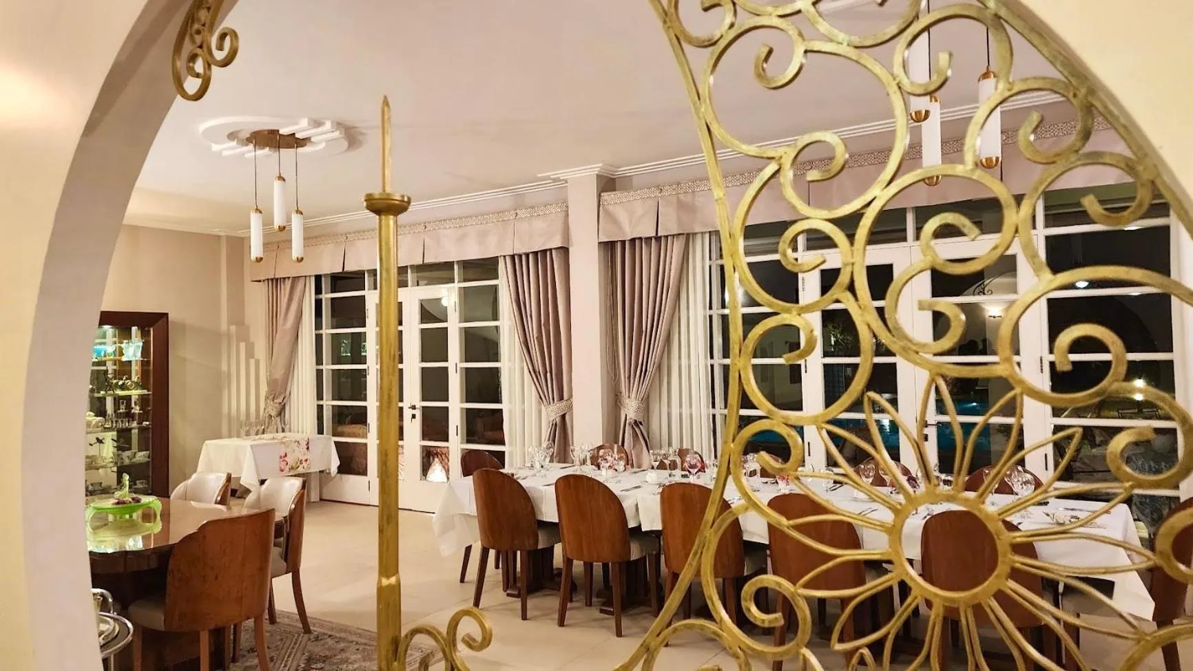 Restaurant/places to eat in Casa Deco Hotel Boutique