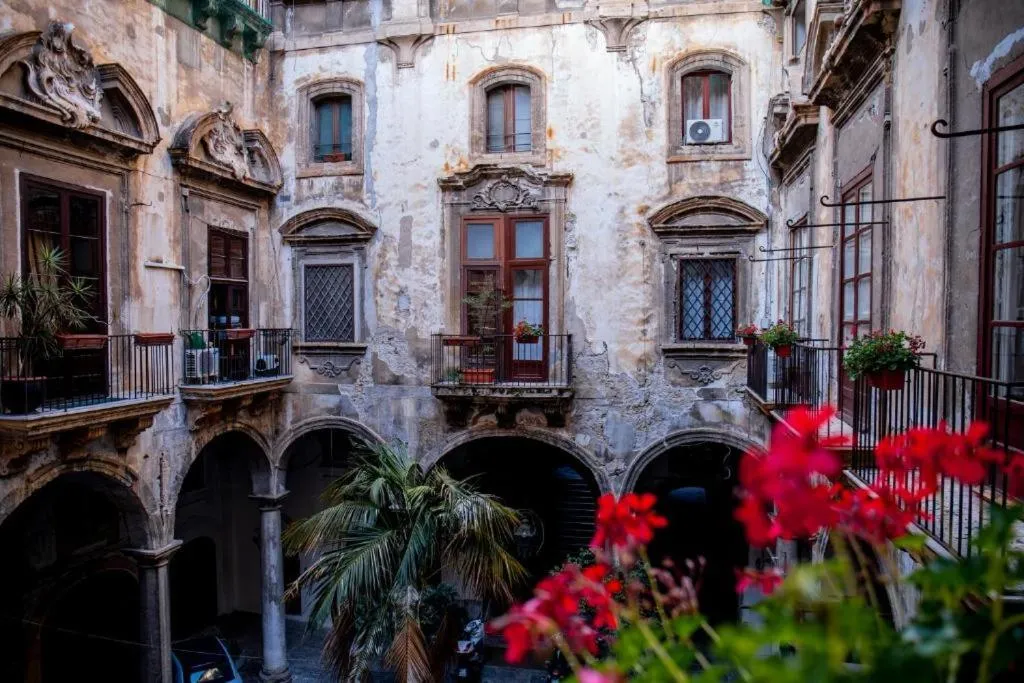 Ballaro' Hotel - Budget Room