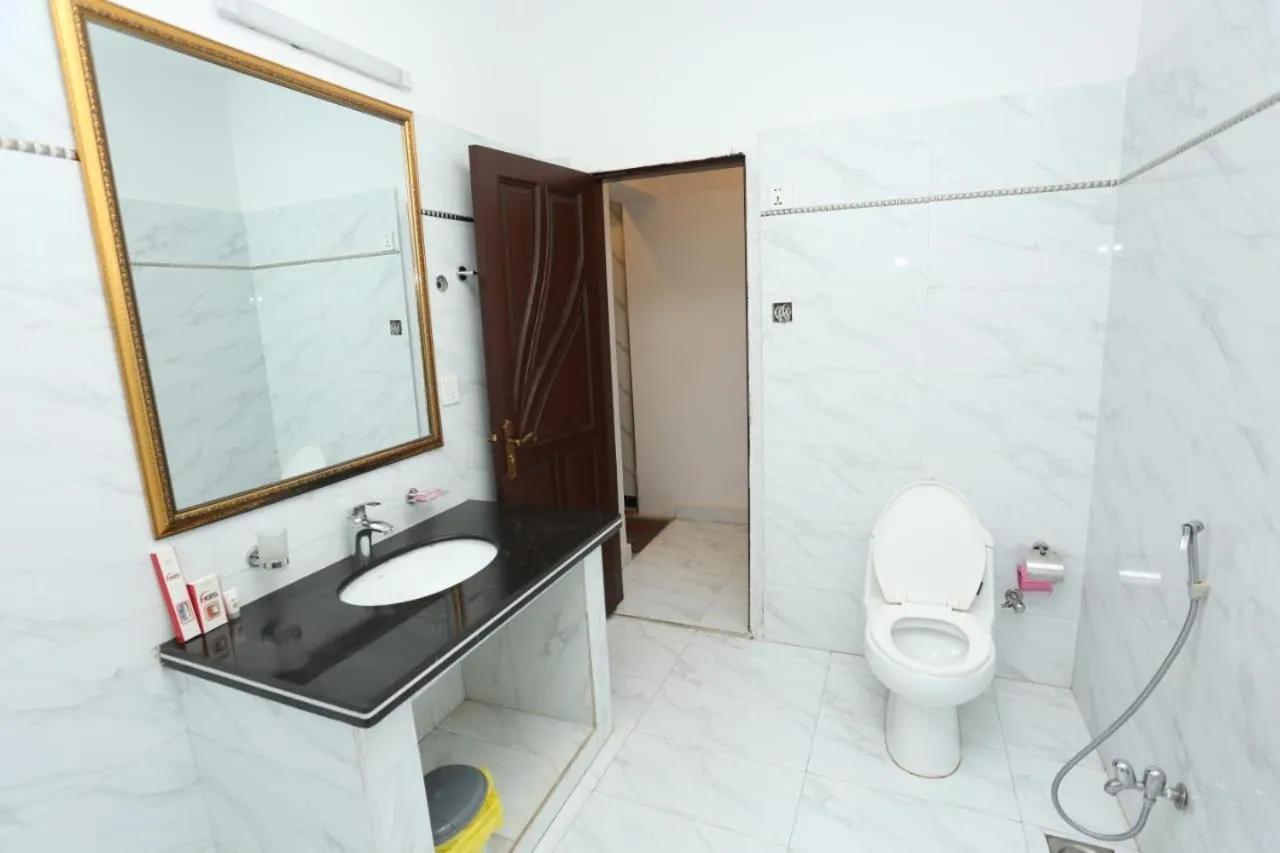 Bathroom in Grand Swiss Hotel&Apartment Lahore