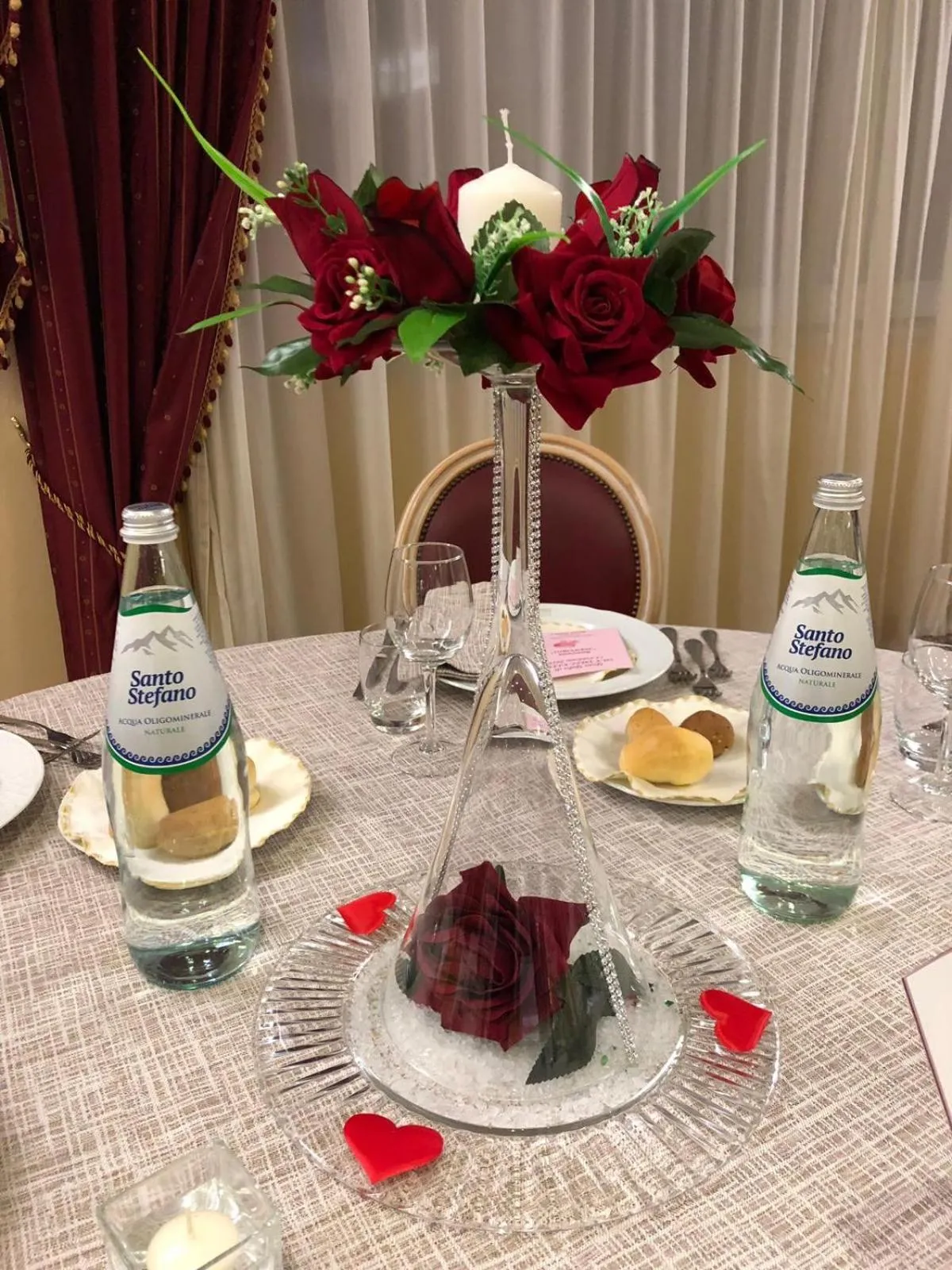 Decorative detail in Grand Hotel Osman