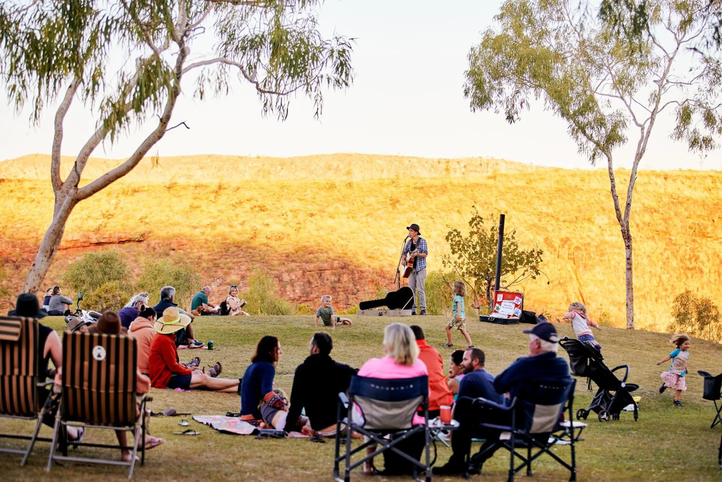 Entertainment in Discovery Resorts - Lake Argyle