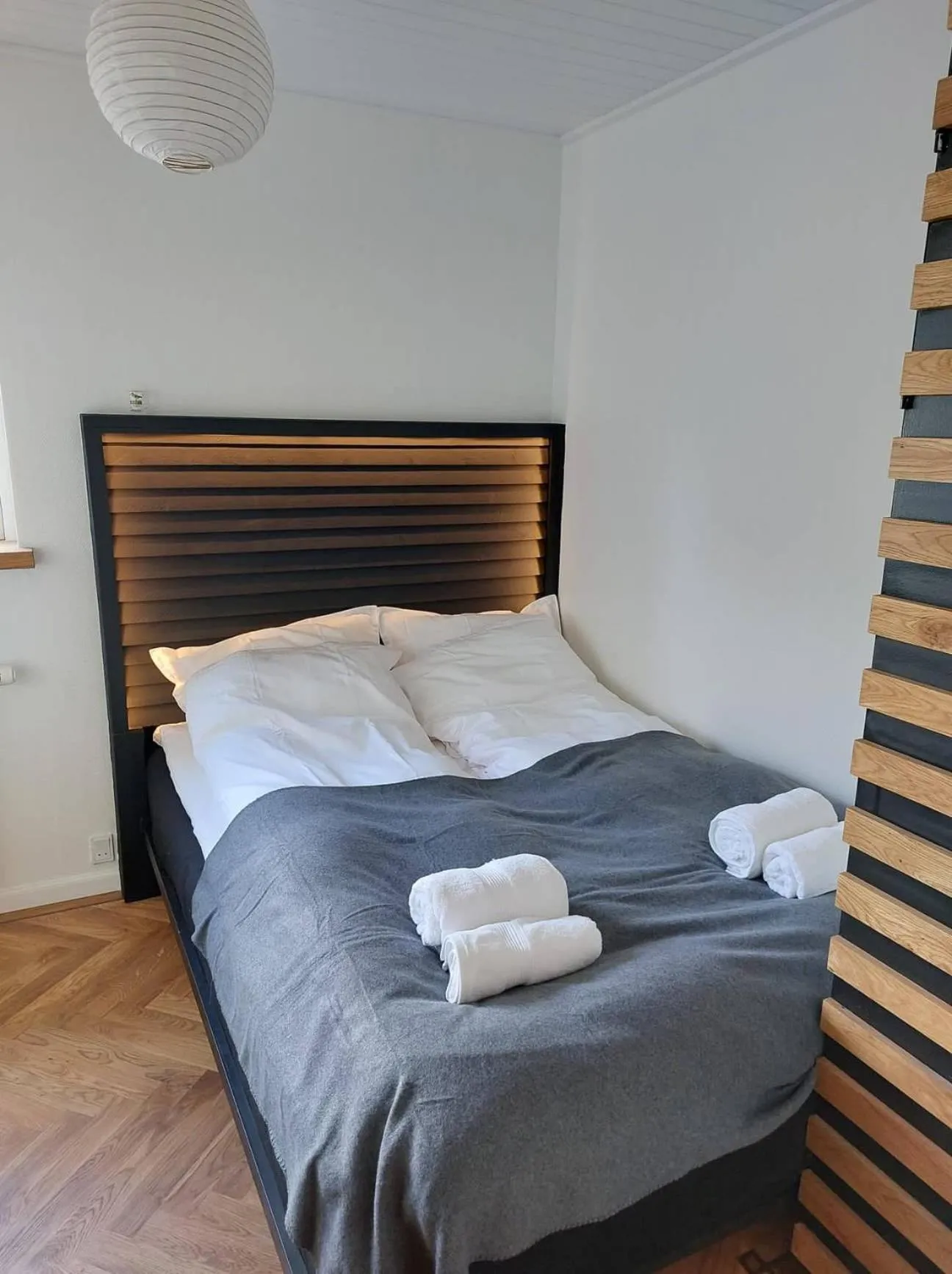 Bedroom, Bed in Tórshavn City Apartment