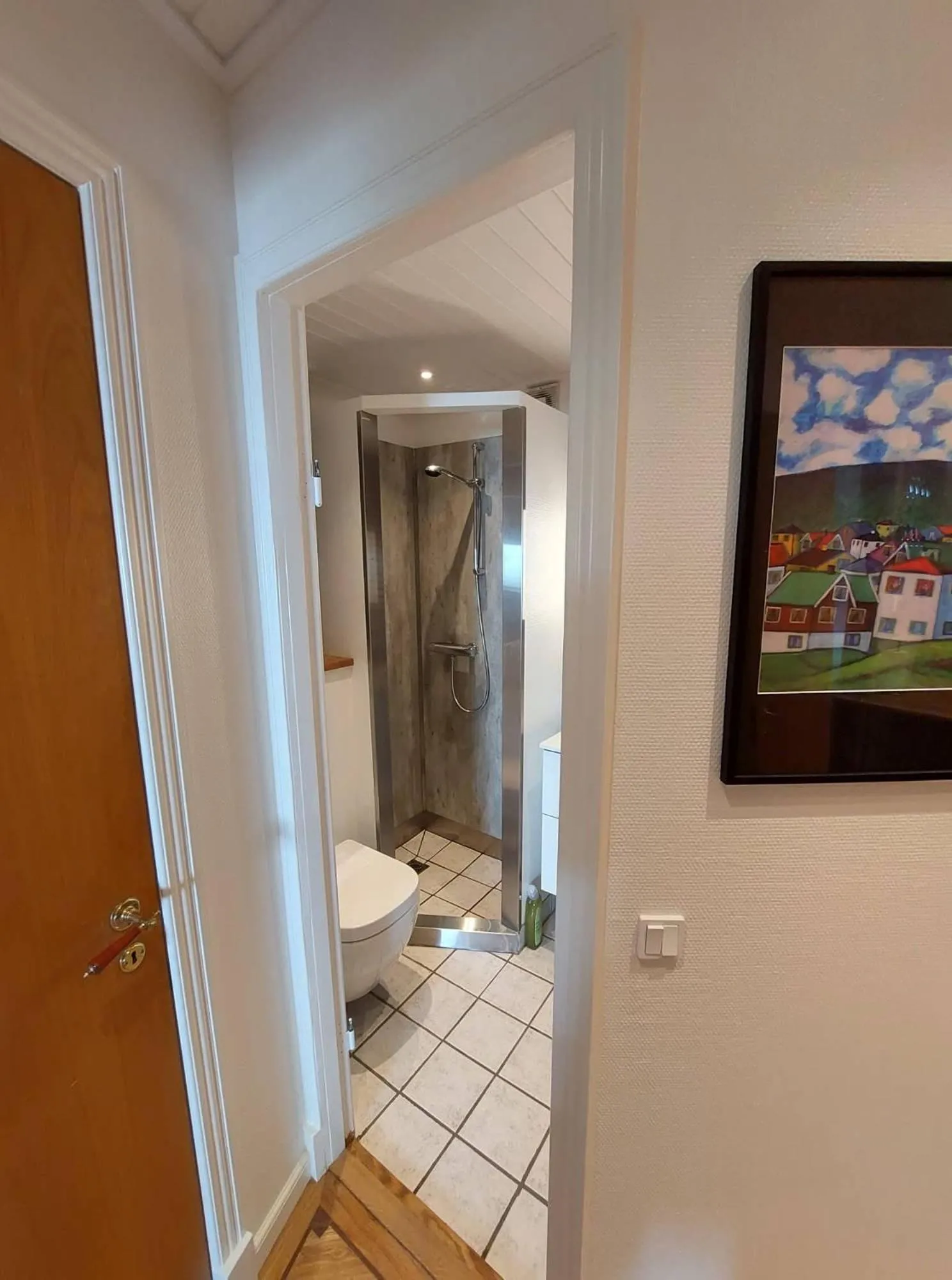 Toilet in Tórshavn City Apartment
