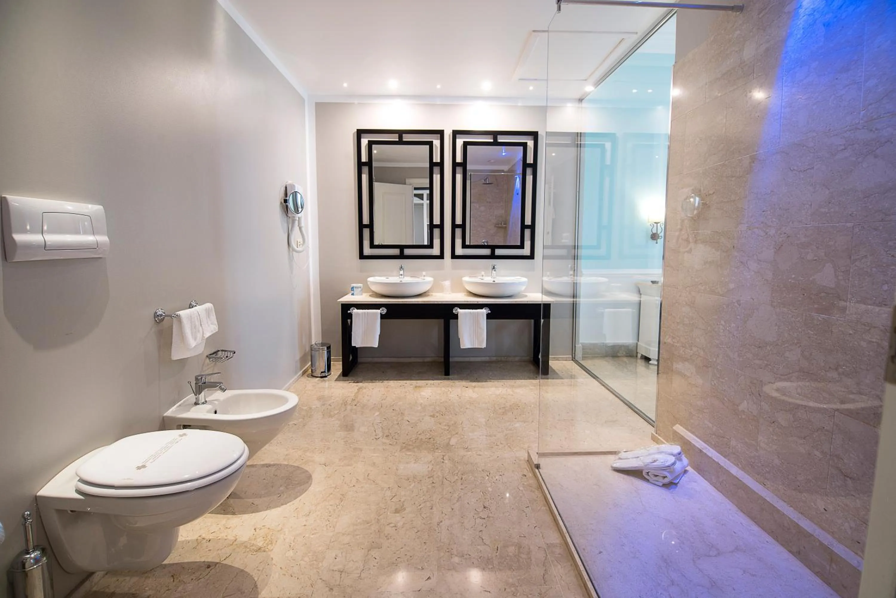 Bathroom in Hotel Baglio Basile