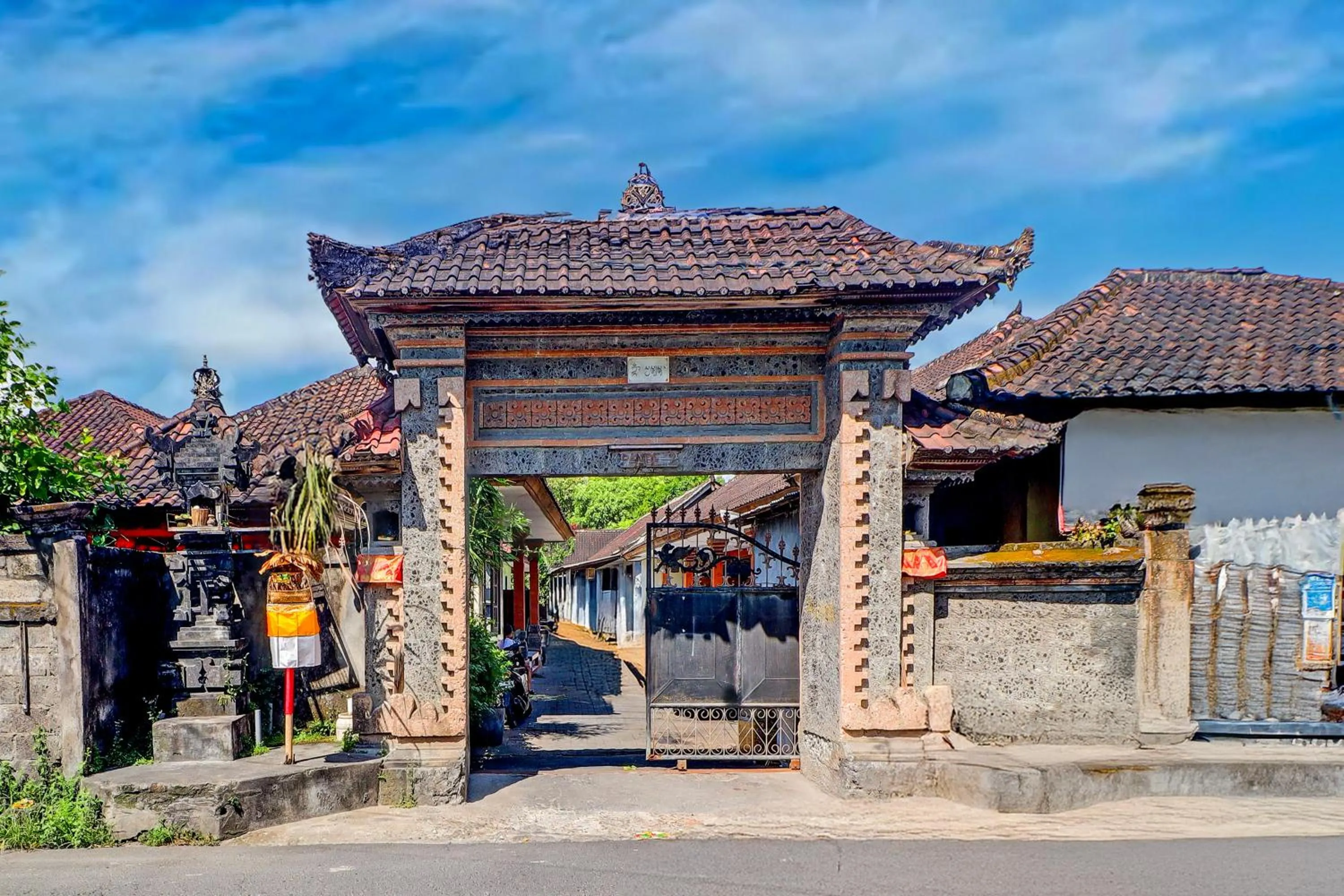 Facade/entrance in Collection O Bali near Keonganan Beach formerly New Asta Graha Homestay