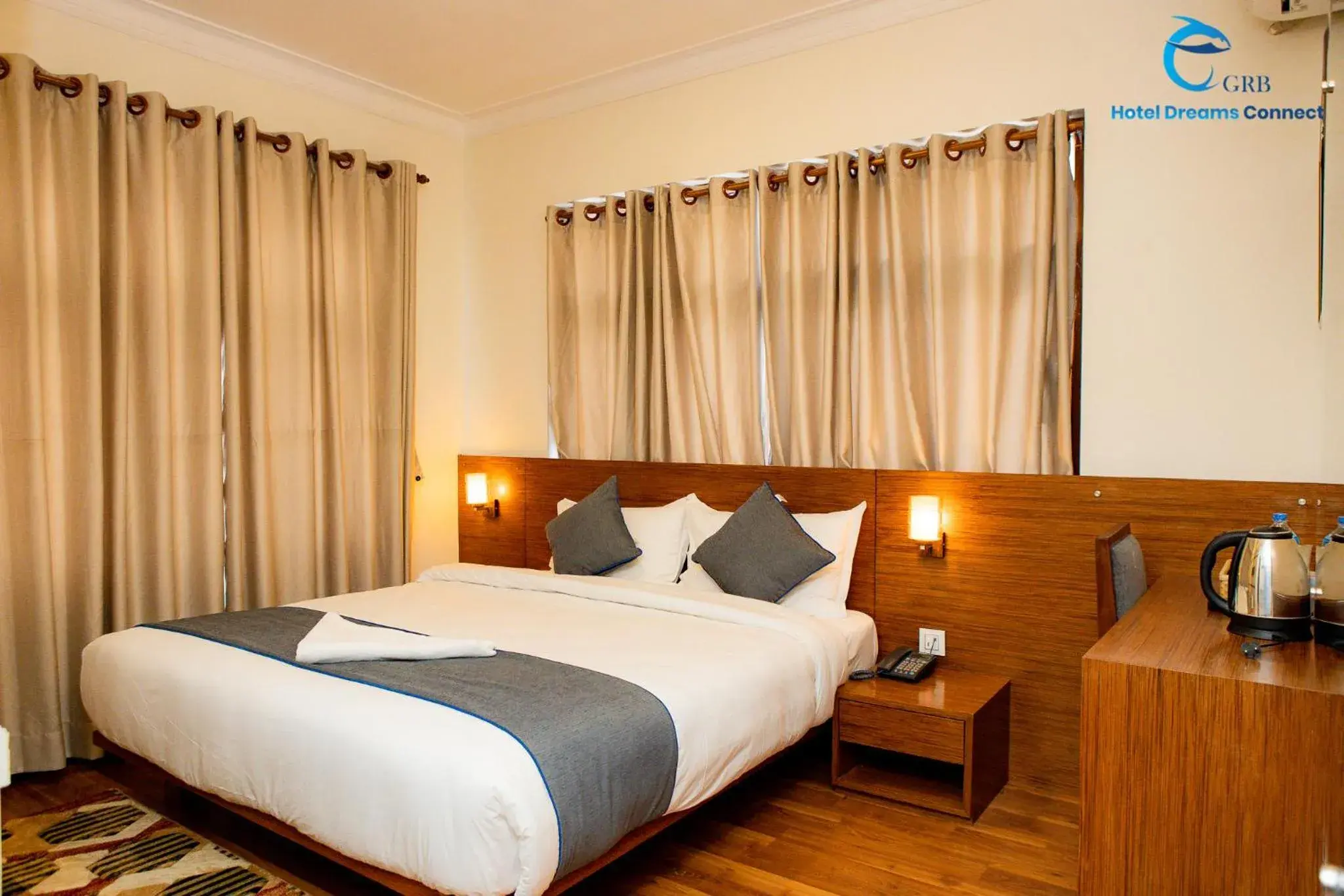 Deluxe Double Room in Hotel Dreams connect GRB Deluxe Double Room in Hotel Dreams connect GRB