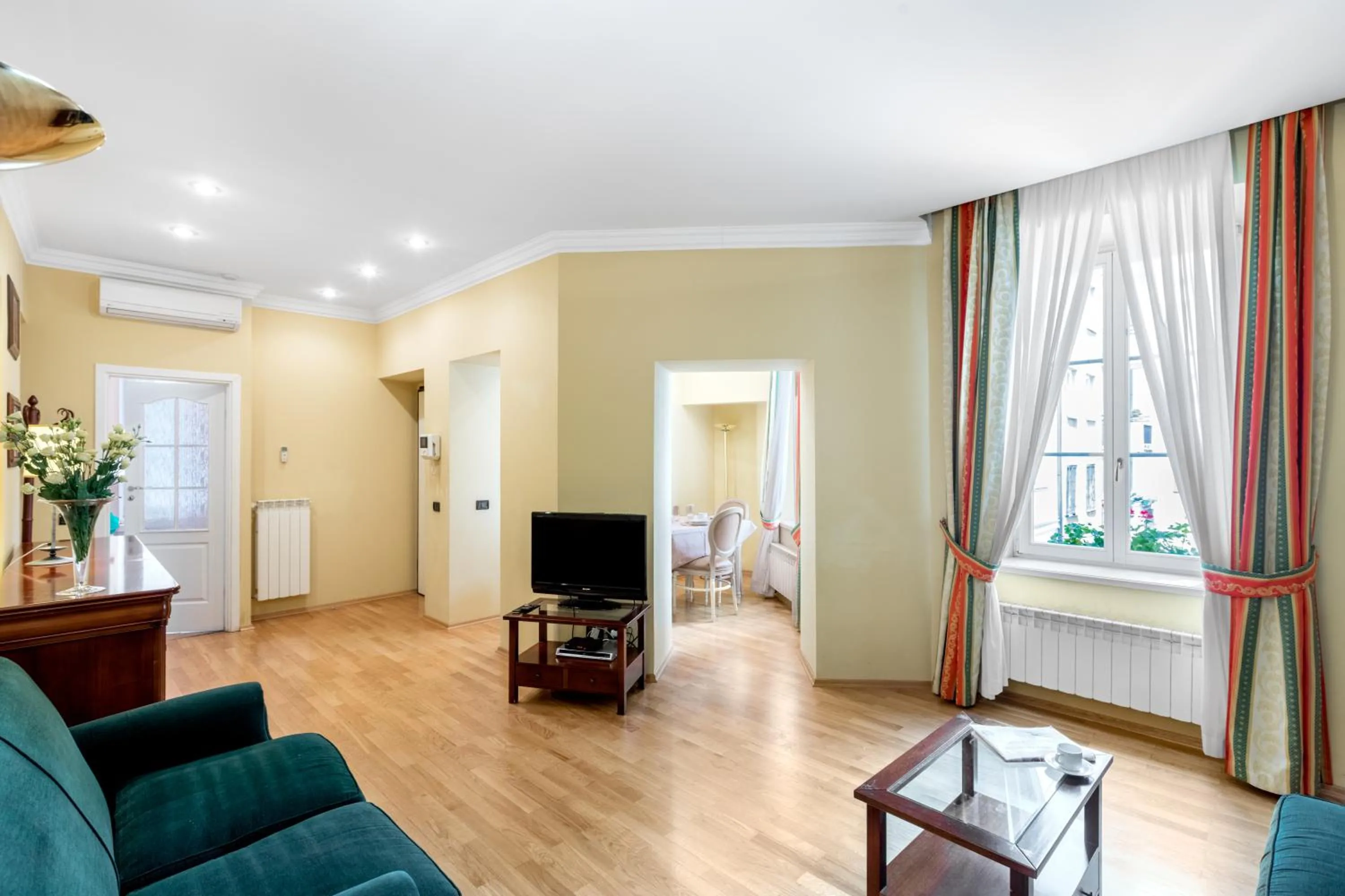 TV and multimedia in Residence St. Andrew's Palace