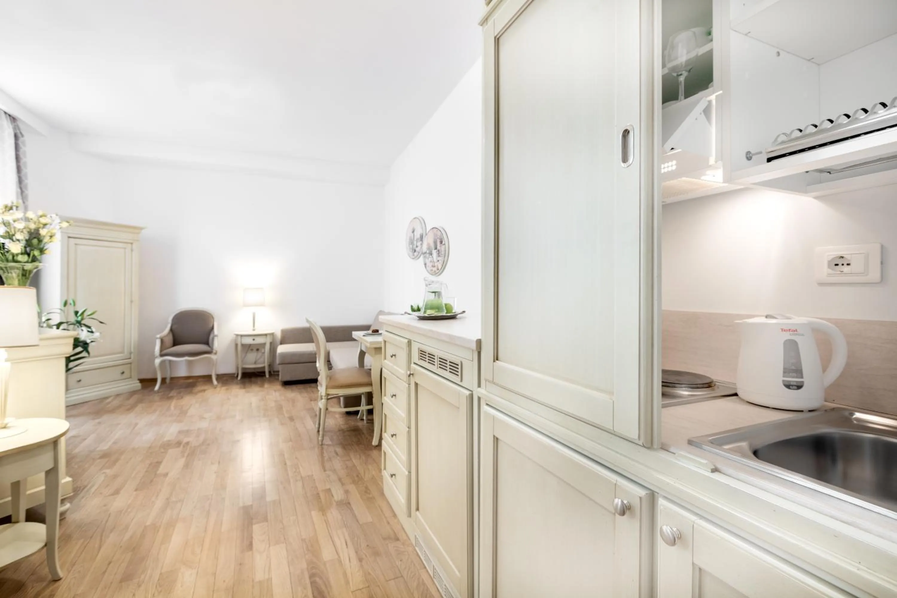 Kitchen or kitchenette in Residence St. Andrew's Palace