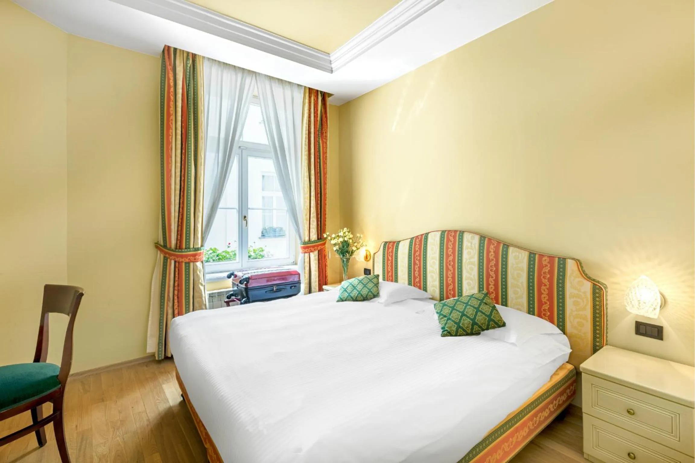 Bed in Residence St. Andrew's Palace