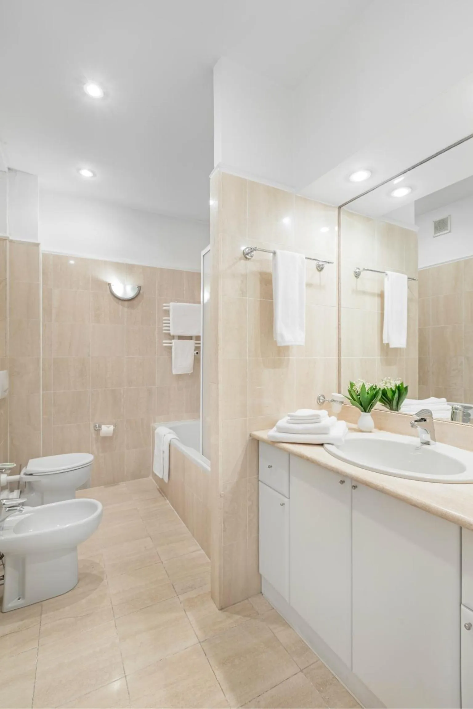 Toilet in Residence St. Andrew's Palace