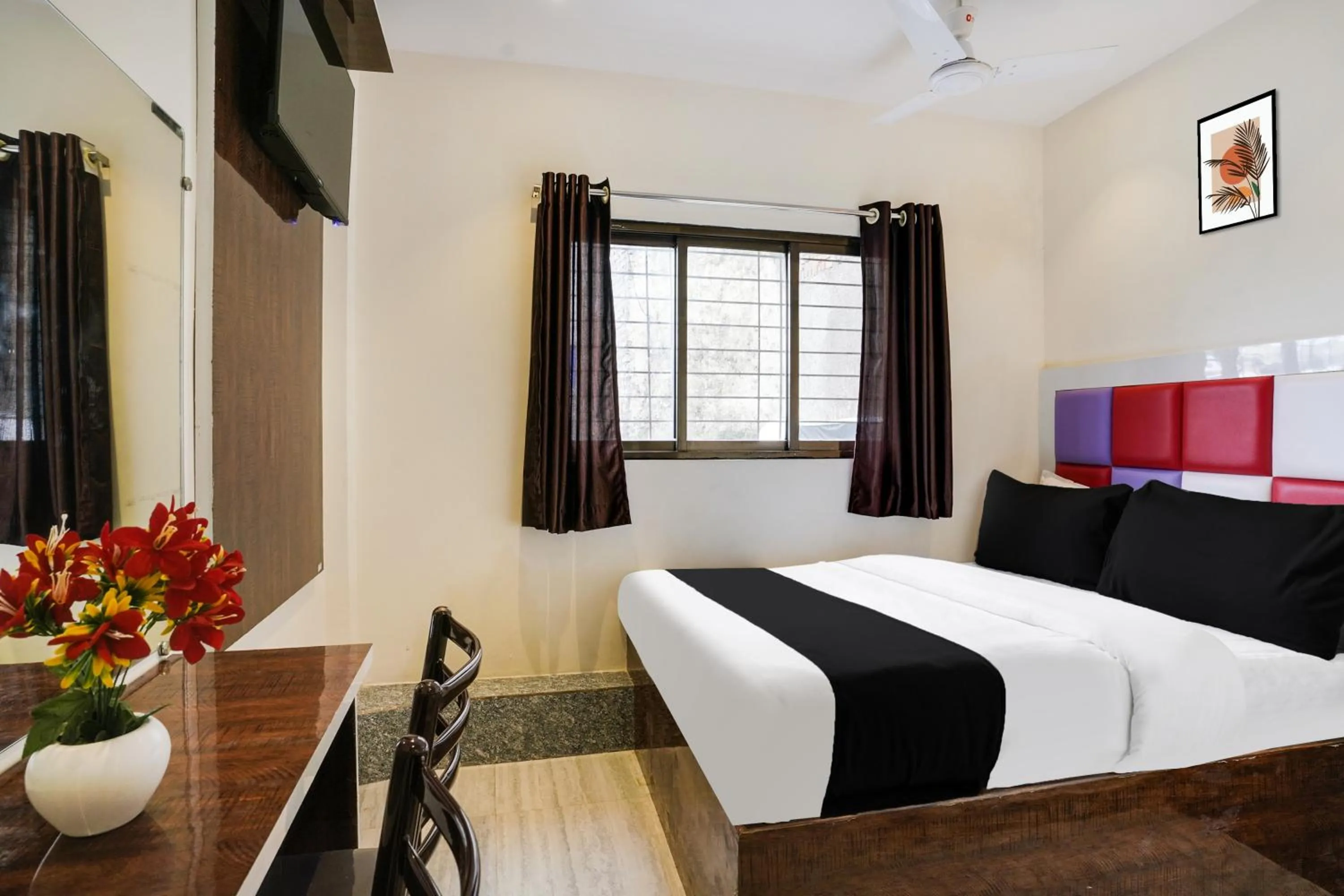 Lobby or reception, Bed in Hotel Orange Residency