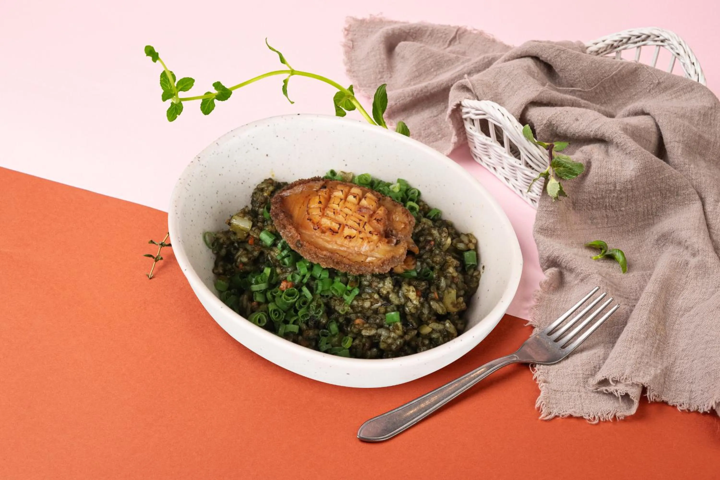 Restaurant/places to eat in Hundert Hills