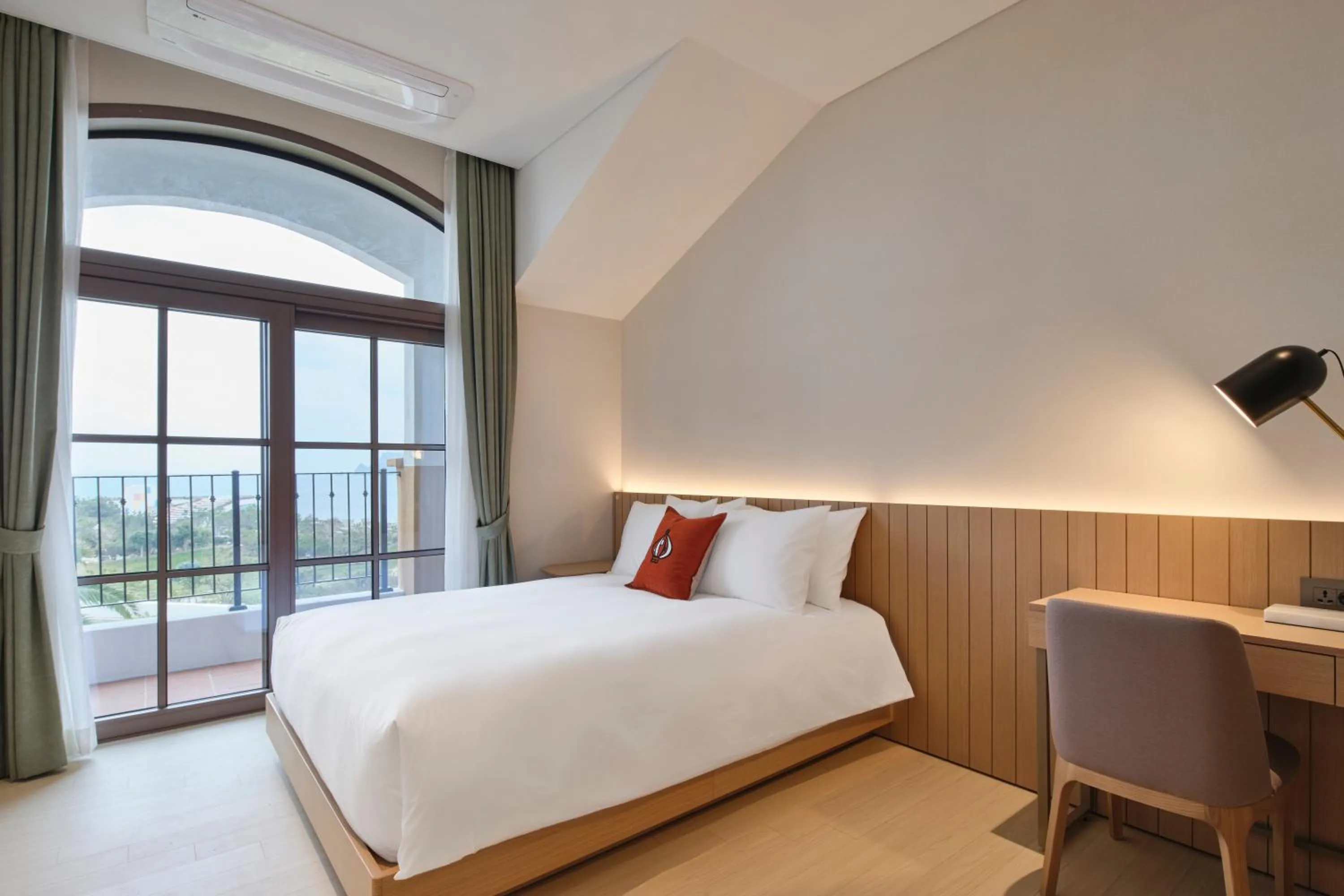 Bed in Hundert Hills