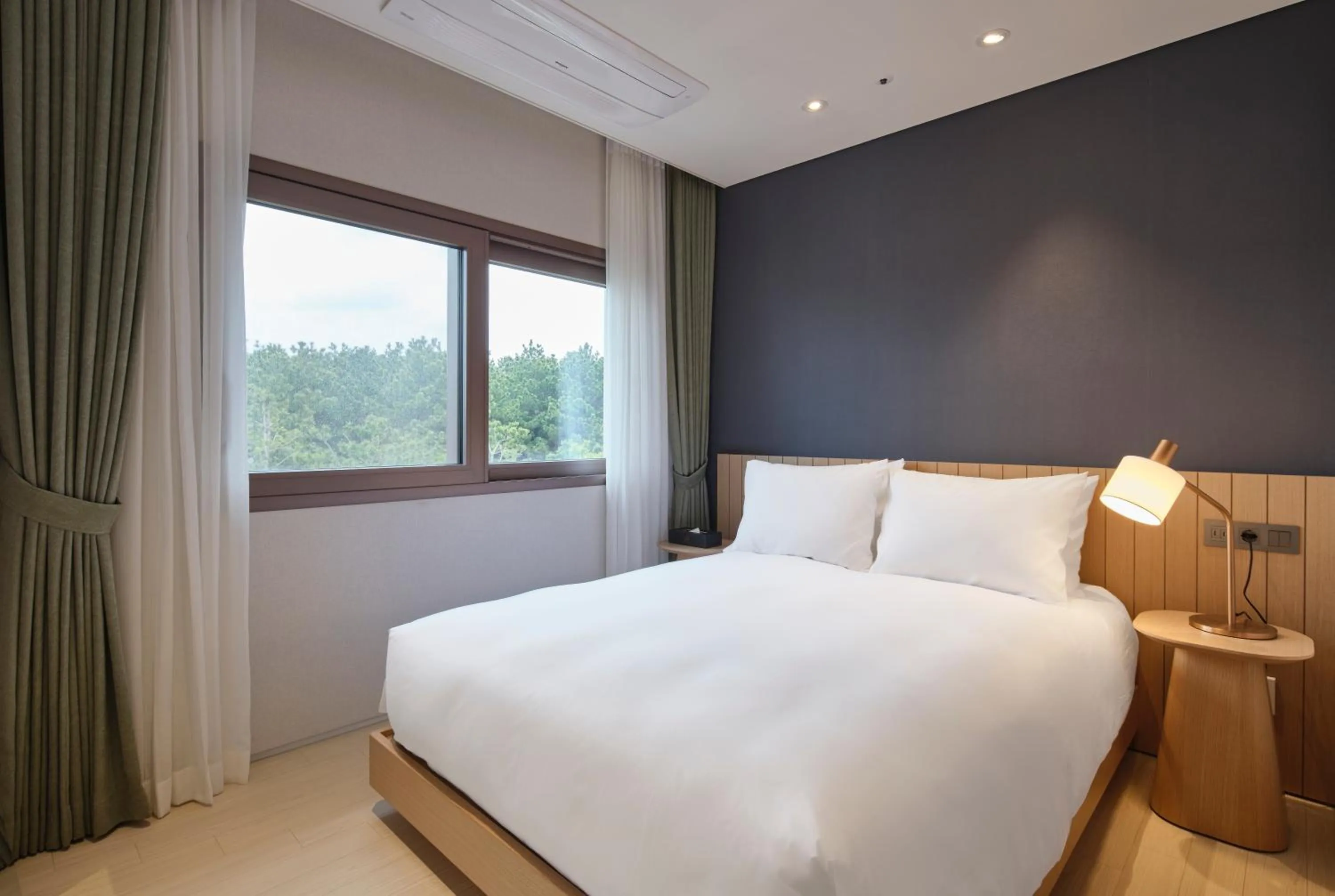 Bed in Hundert Hills