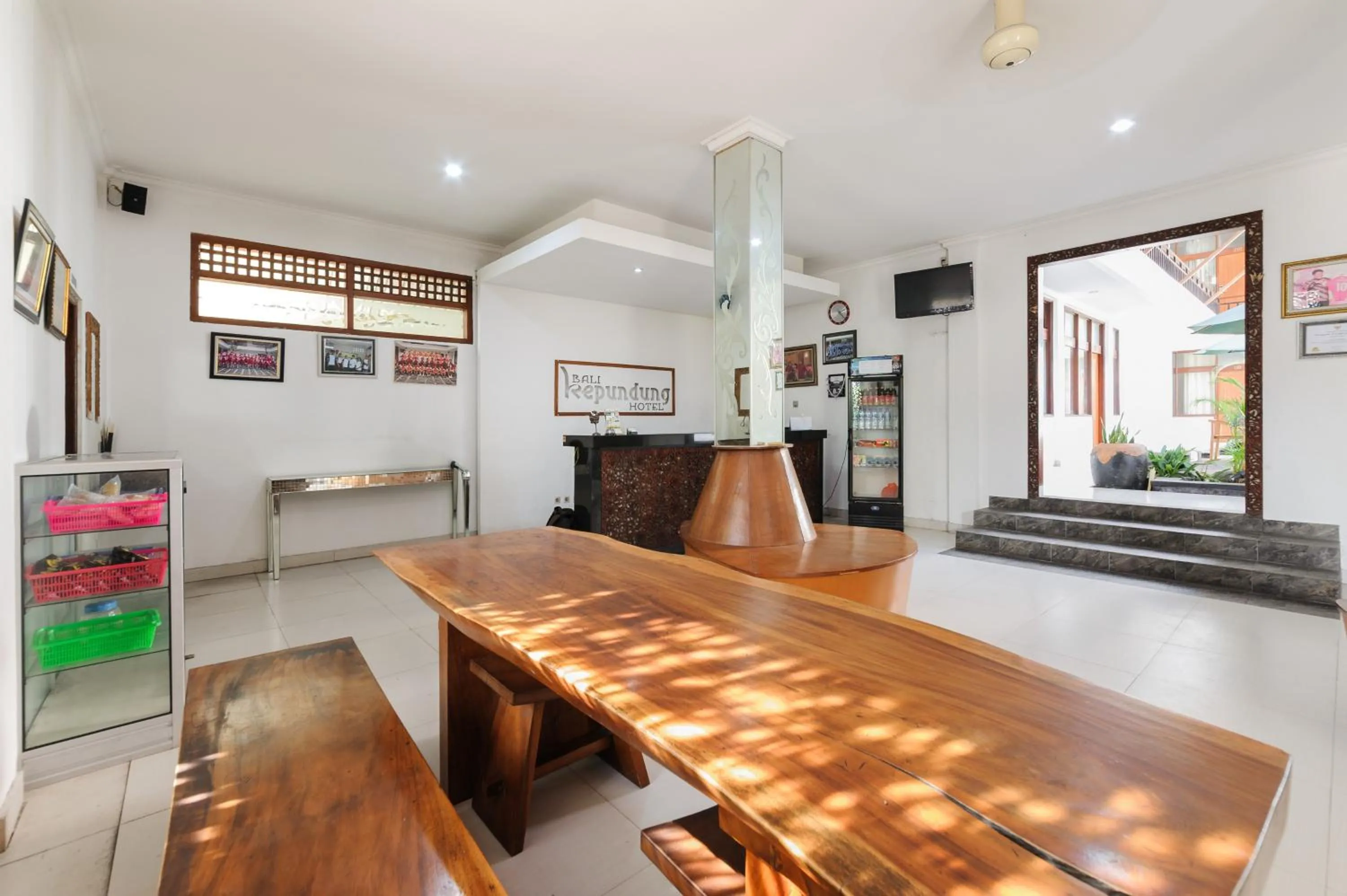 Lobby or reception in RedDoorz at Bali Kepundung Denpasar