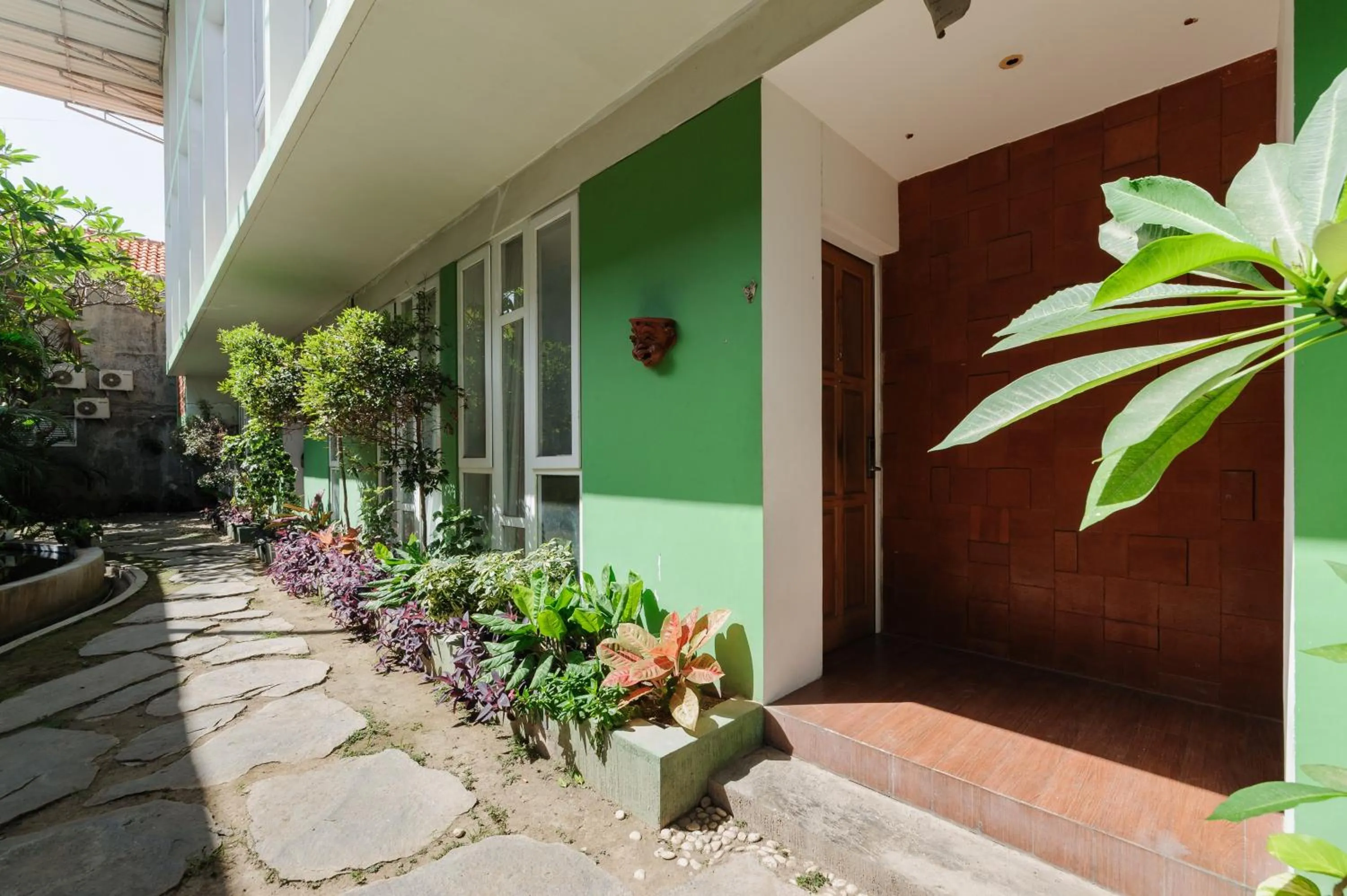 Property building in RedDoorz at Bali Kepundung Denpasar