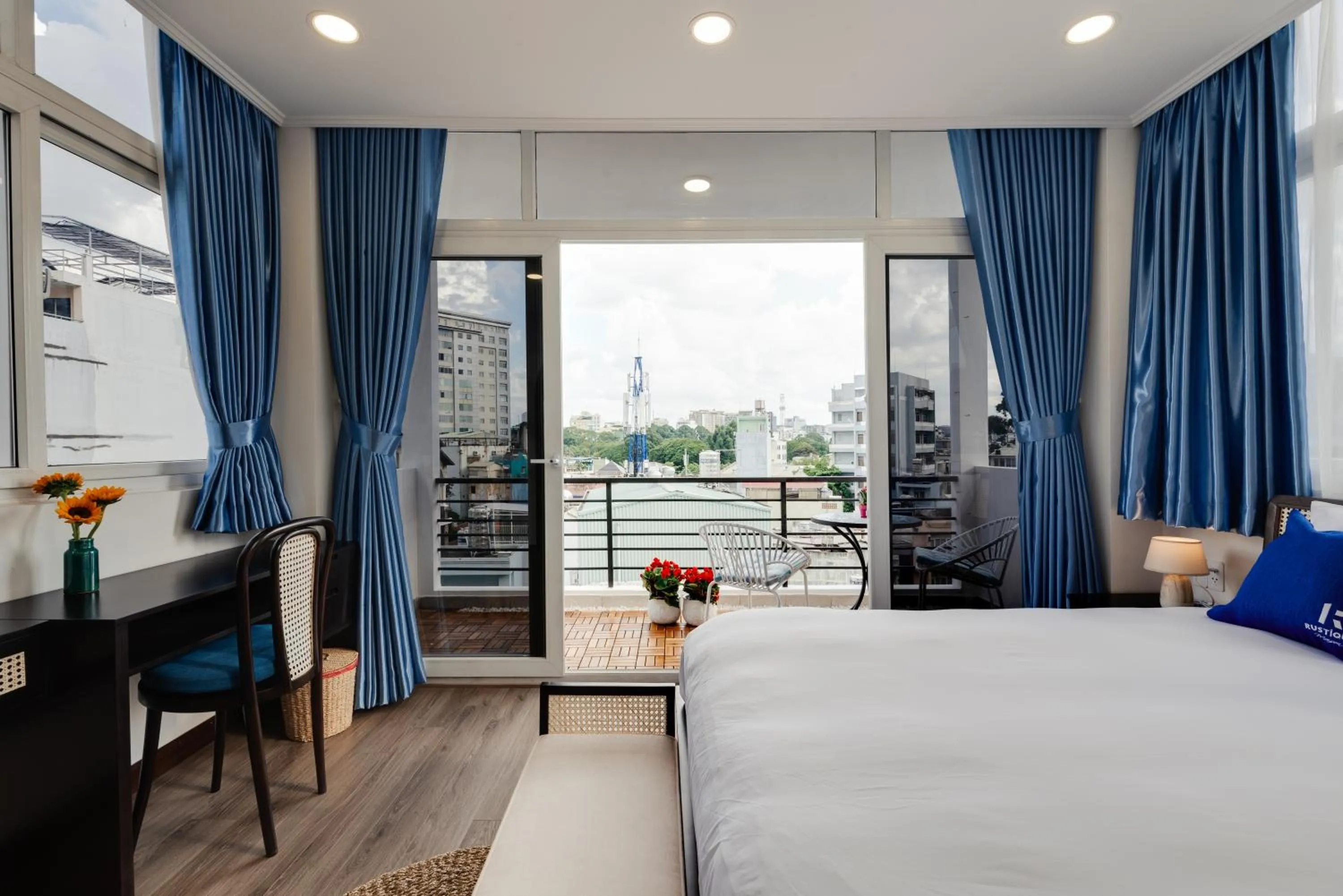 Photo of the whole room, Bed in Rustique Maison