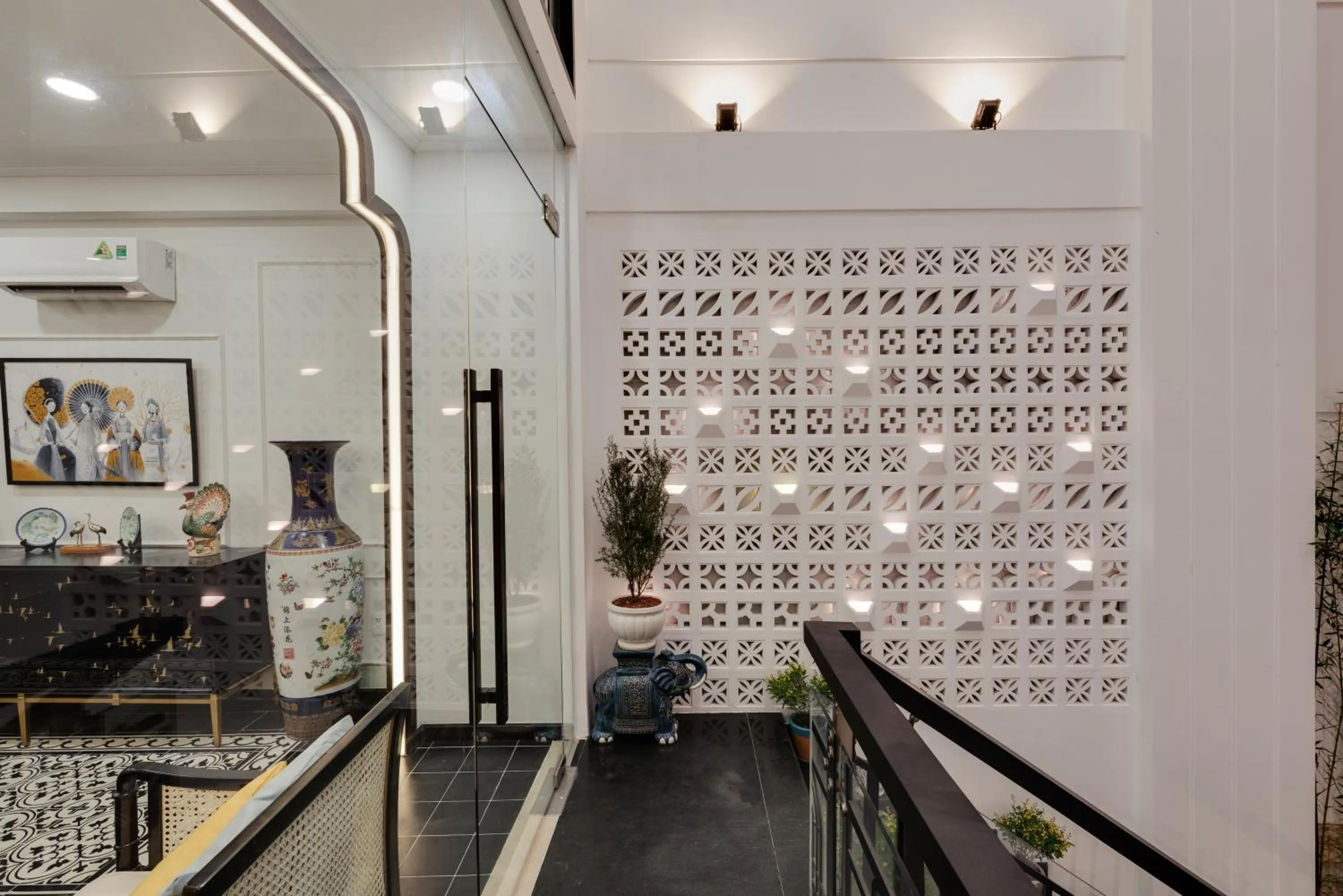 Communal lounge/ TV room in Rustique Maison