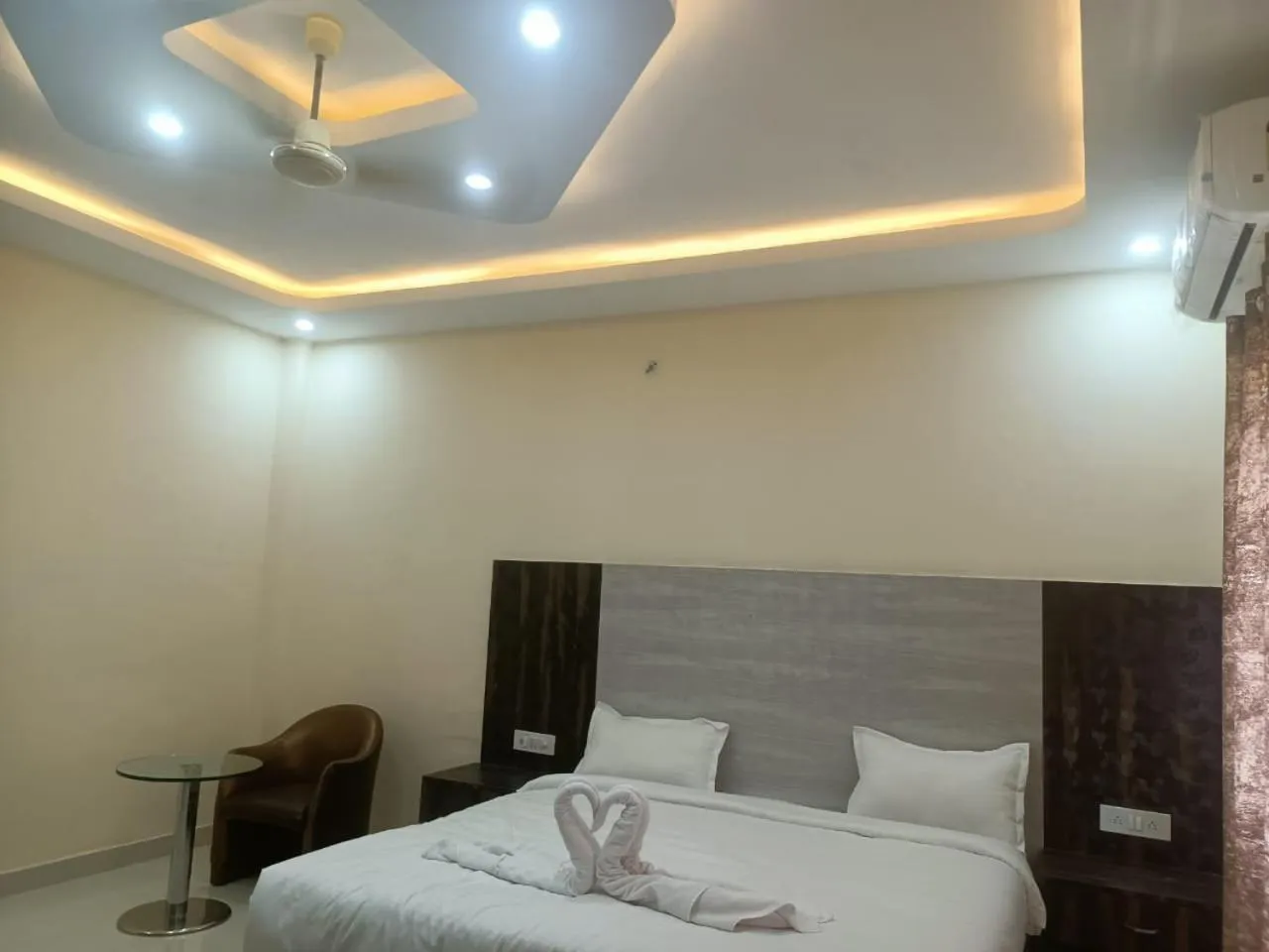 Bed in Hotel Rajwada palace