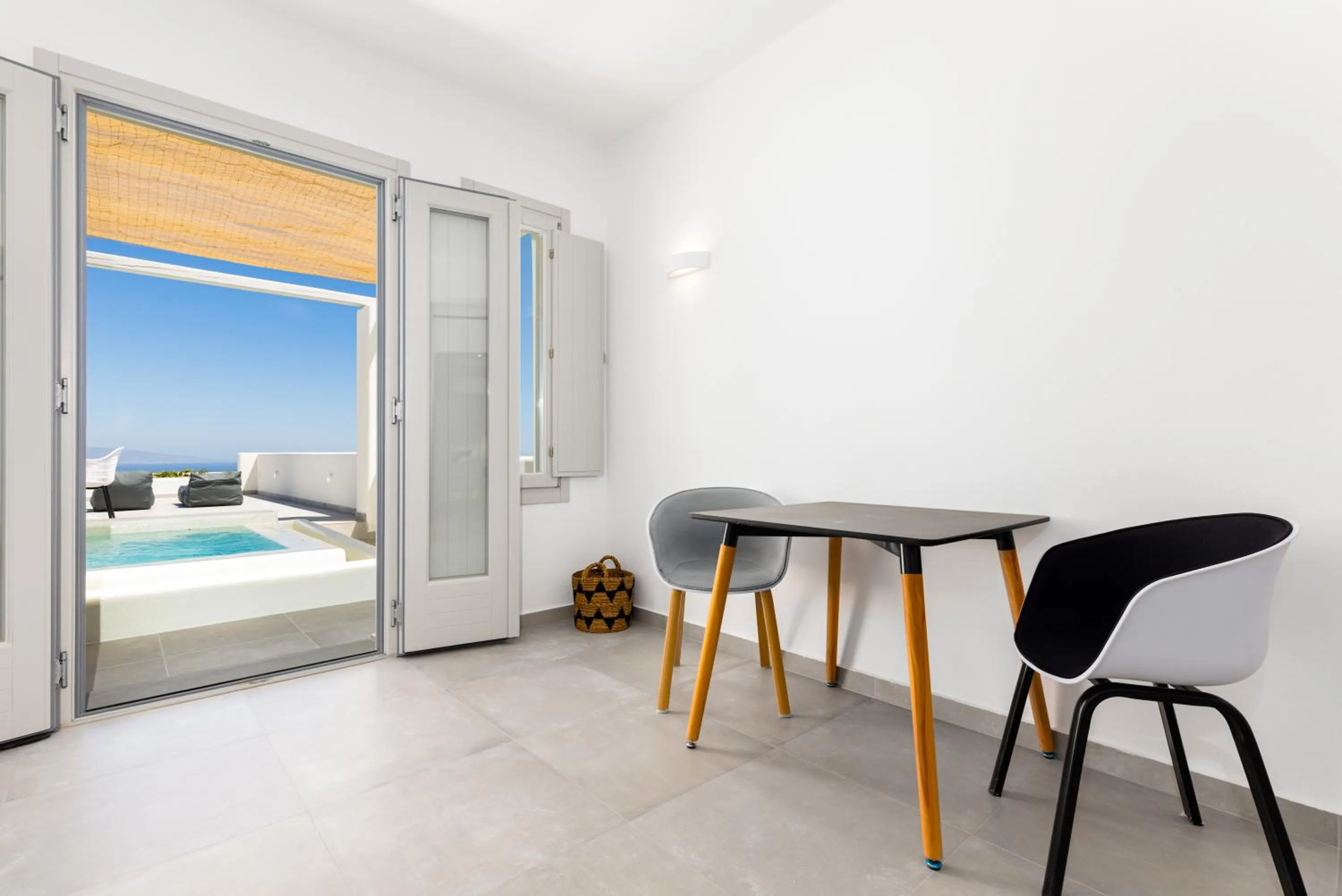 Dining area in SERAPIAS SUITES