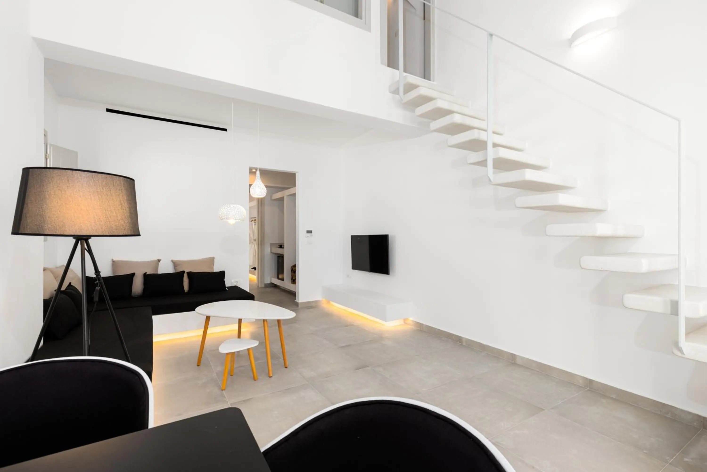 TV and multimedia in SERAPIAS SUITES