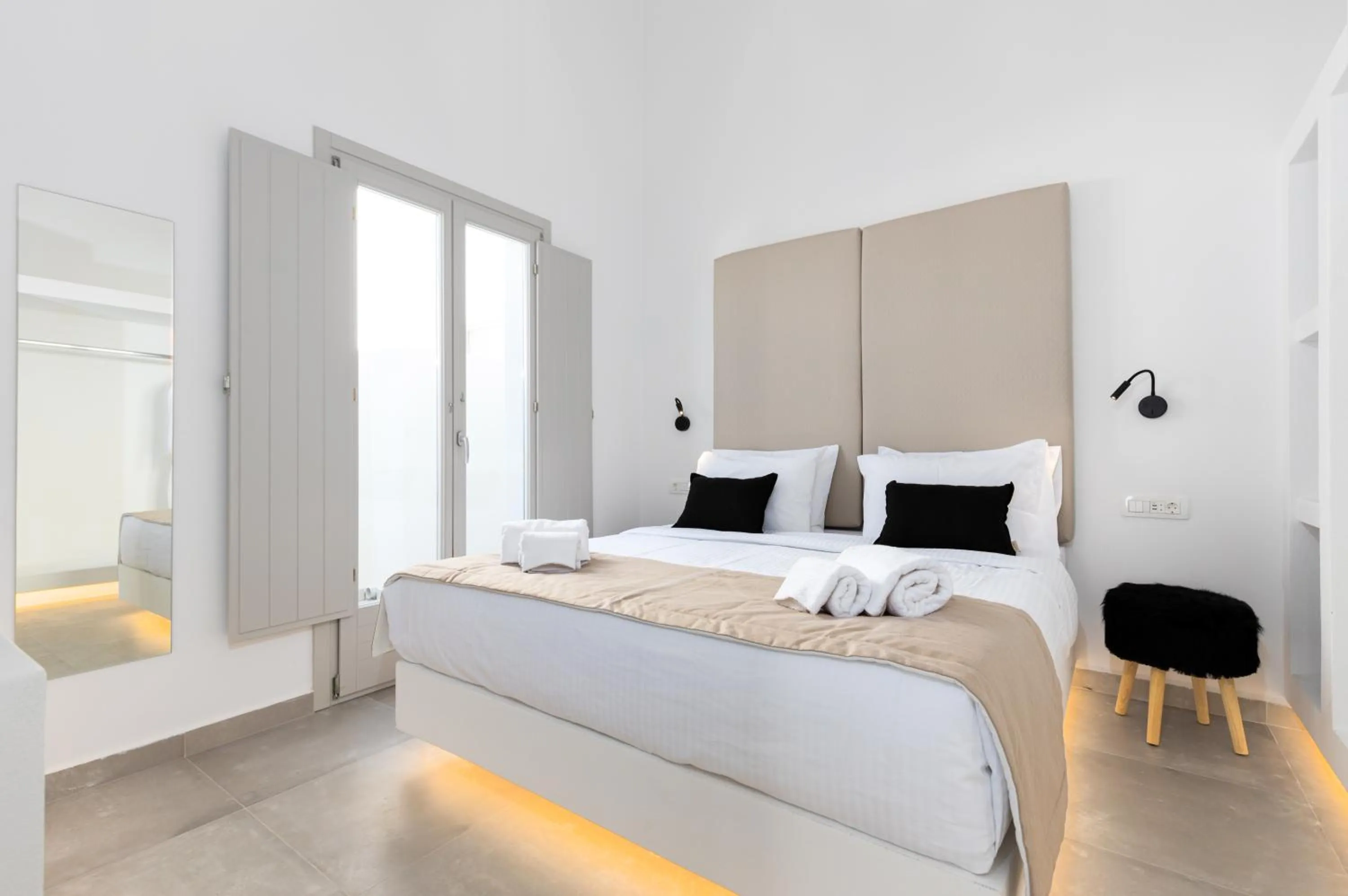 Bed in SERAPIAS SUITES