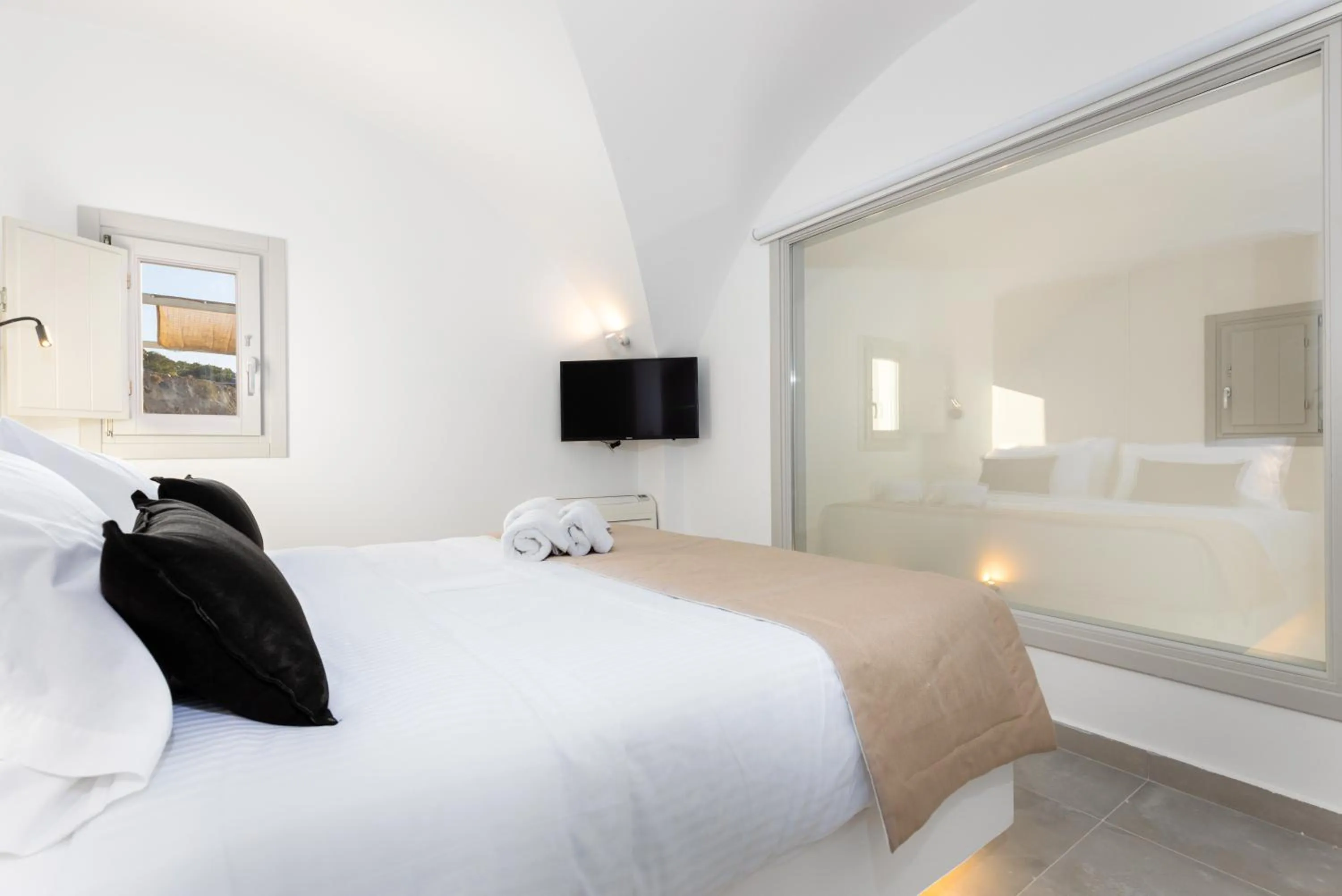 Bed in SERAPIAS SUITES