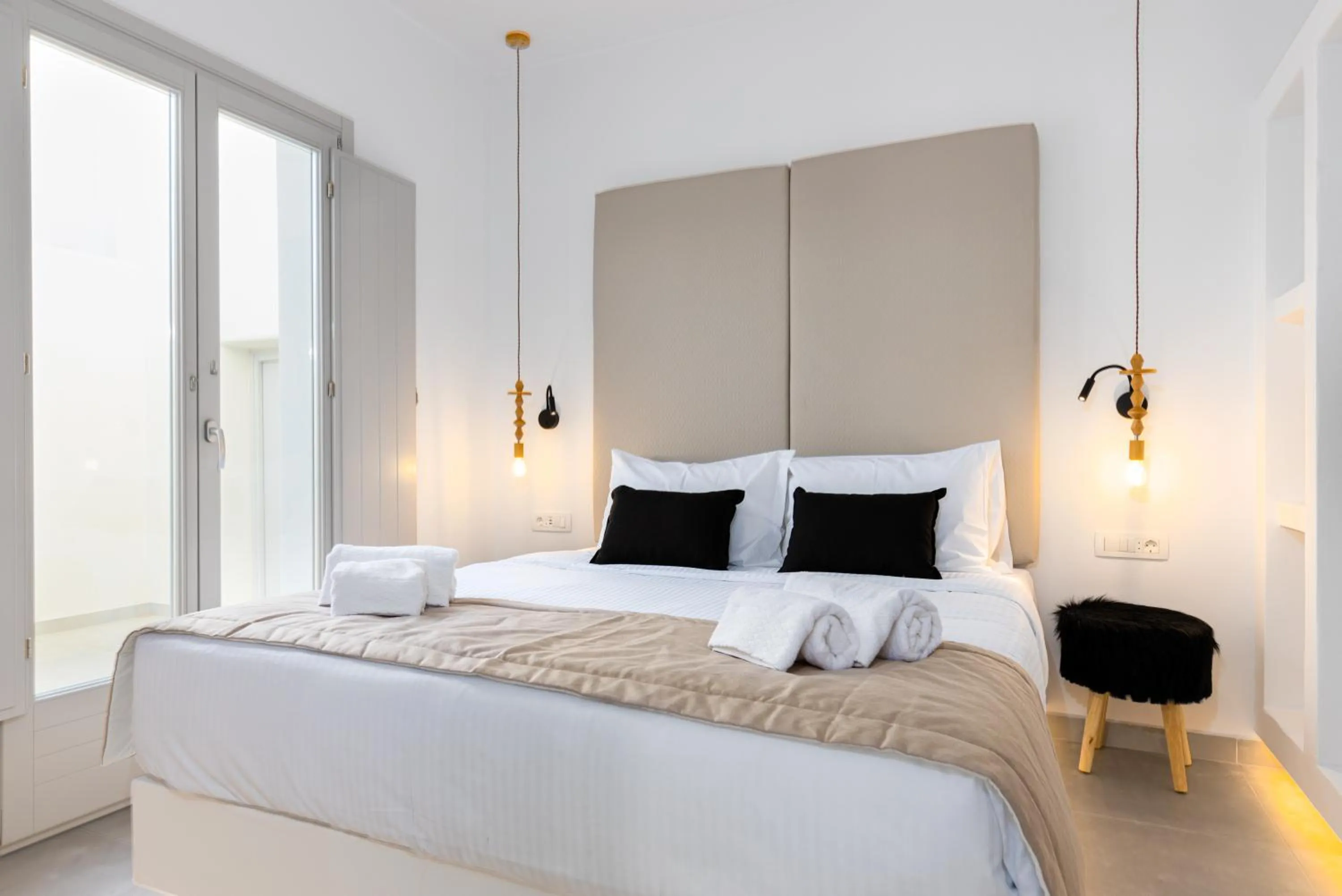 Bed in SERAPIAS SUITES