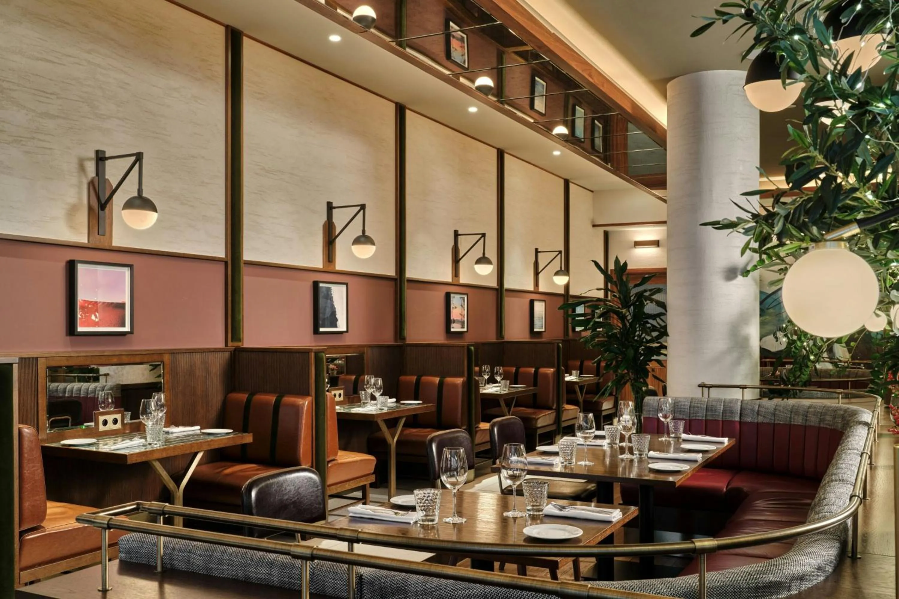 Restaurant/places to eat in Sheraton Grand Warsaw