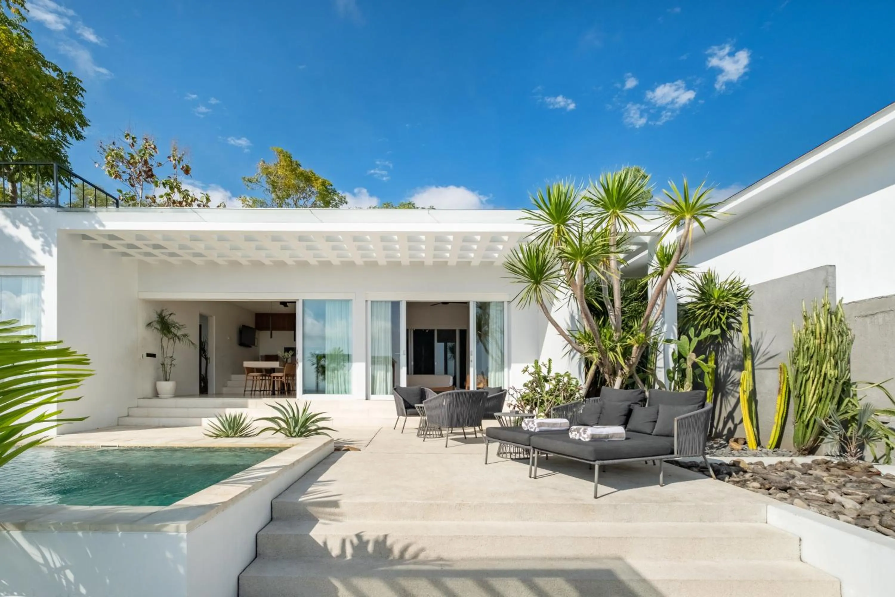 Property building in Villa Osun