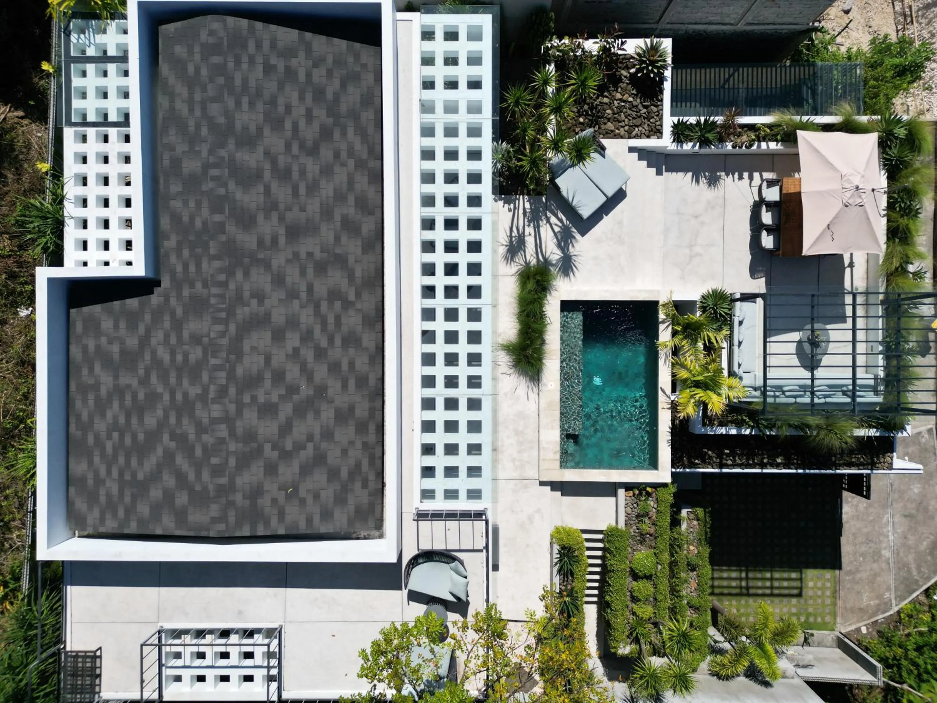 Property building in Villa Osun