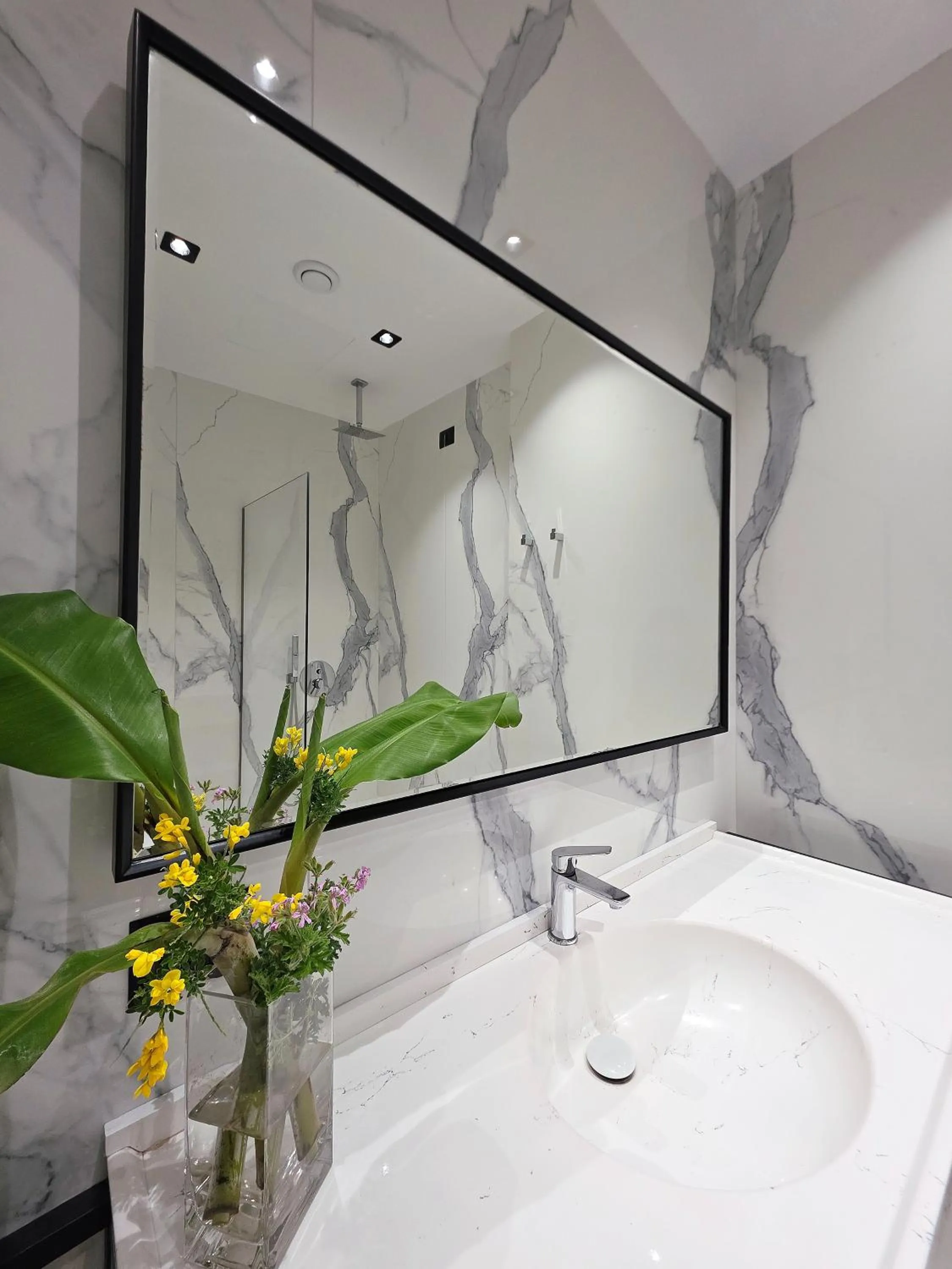 Bathroom in Valza Boutique Hotel