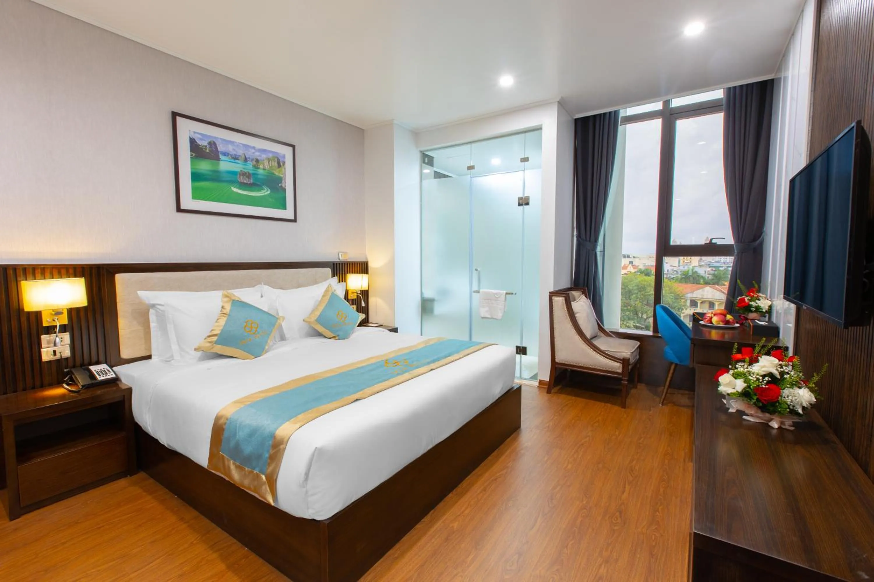 Photo of the whole room, Bed in SALA HOTEL MÓNG CÁI