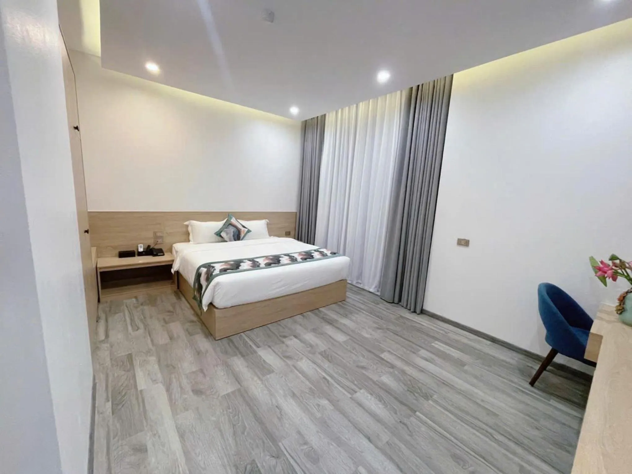 Bed in SALA HOTEL MÓNG CÁI