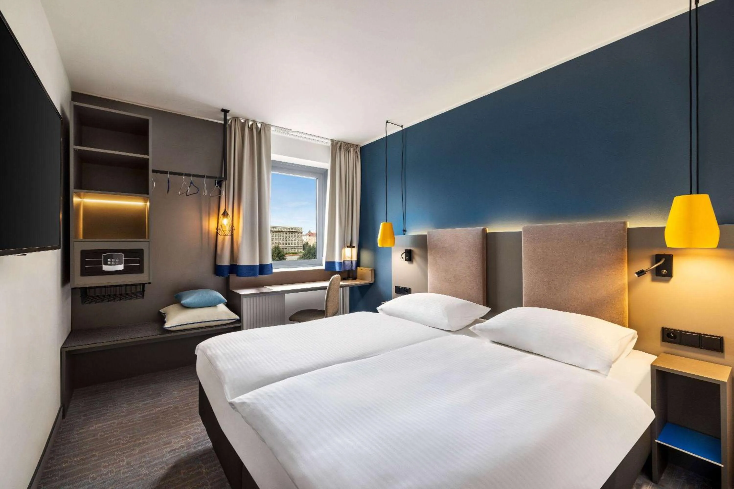 Photo of the whole room, Bed in Vienna House Easy by Wyndham Cracow