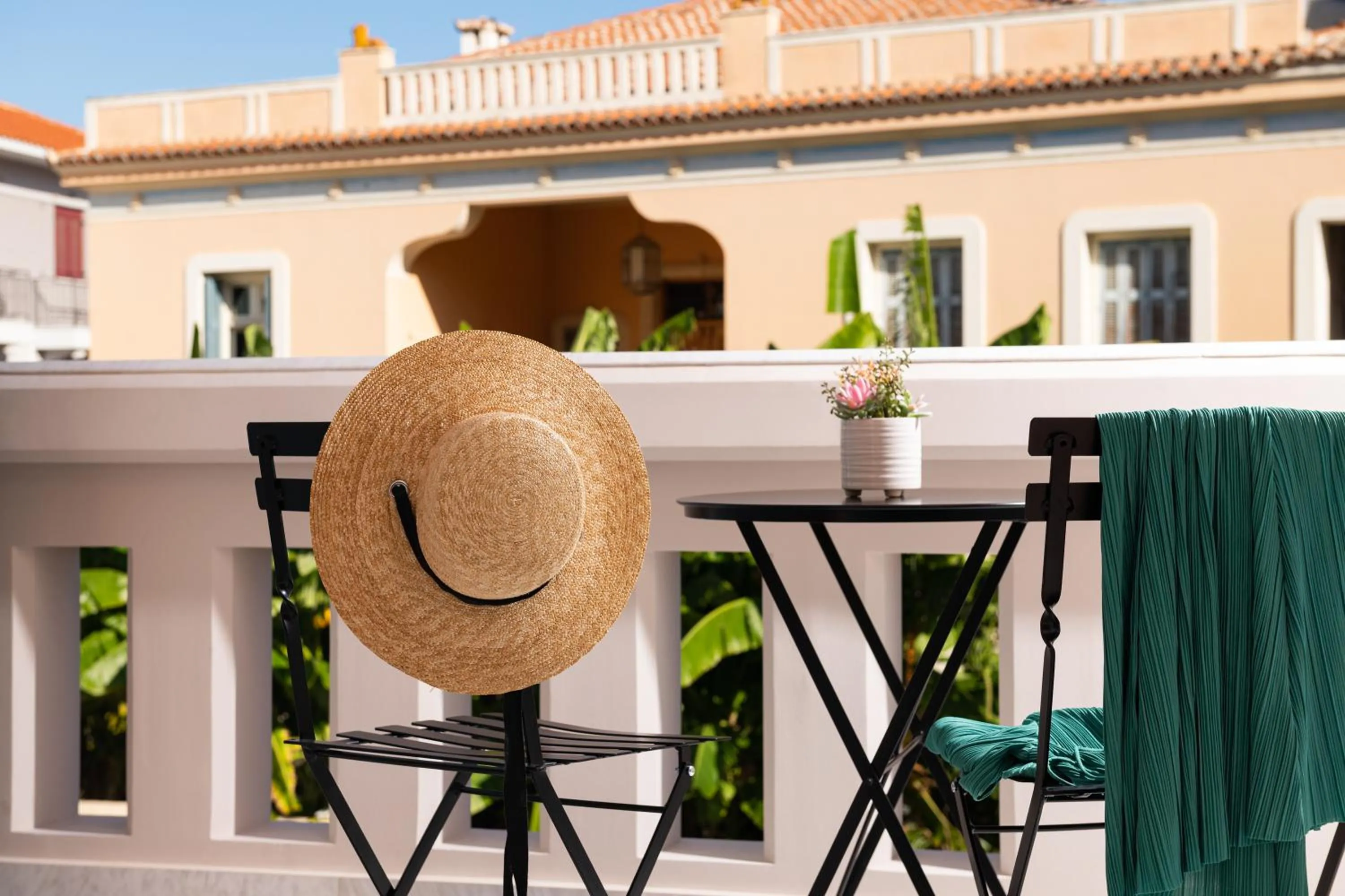 Balcony/Terrace in Epoch House & The Orange Shop - Adults Only